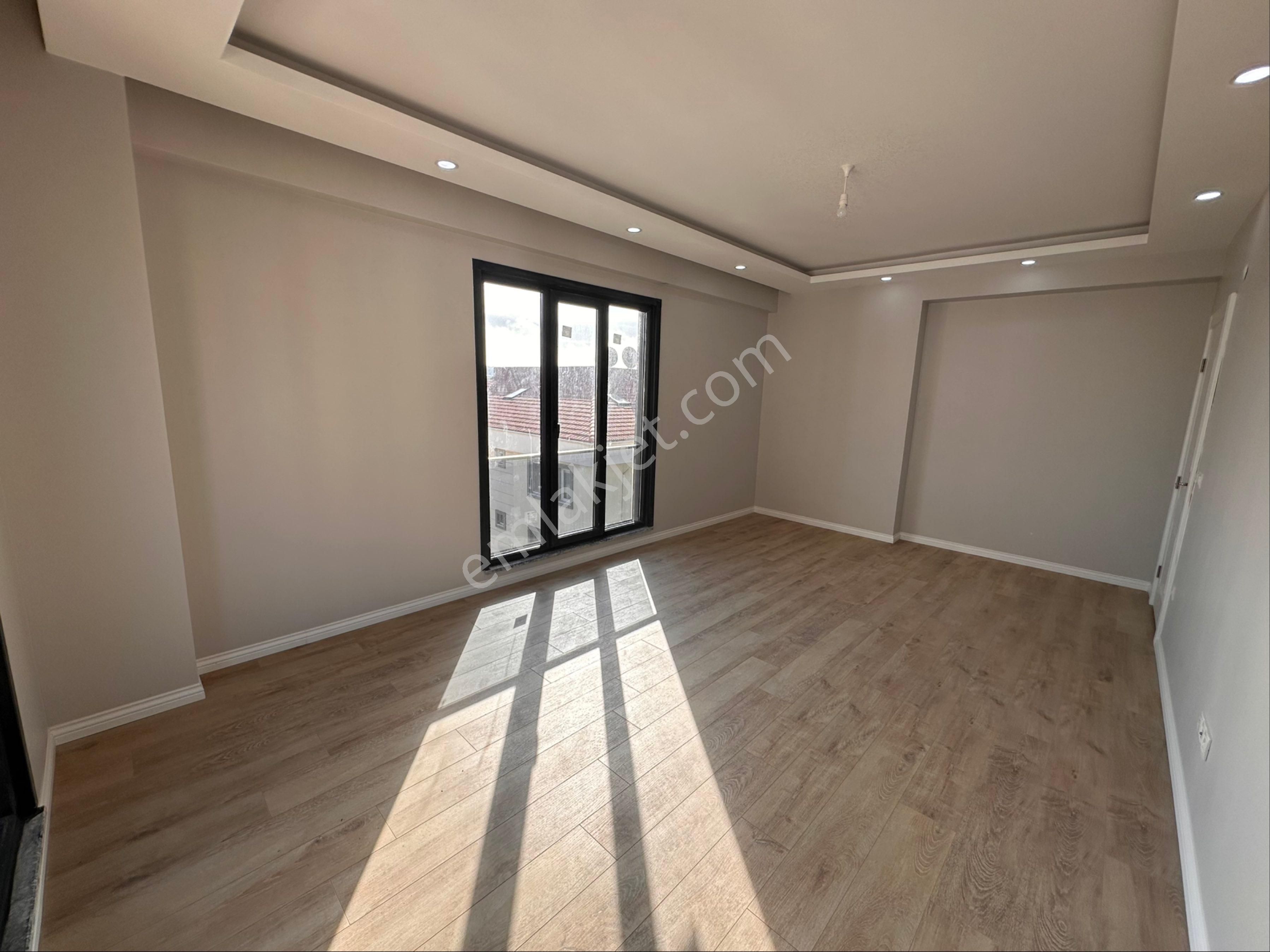 Silivri Yeni Mahallede Hiç Oturulmamış 2+1 Kiralık Daire - Görsel 27