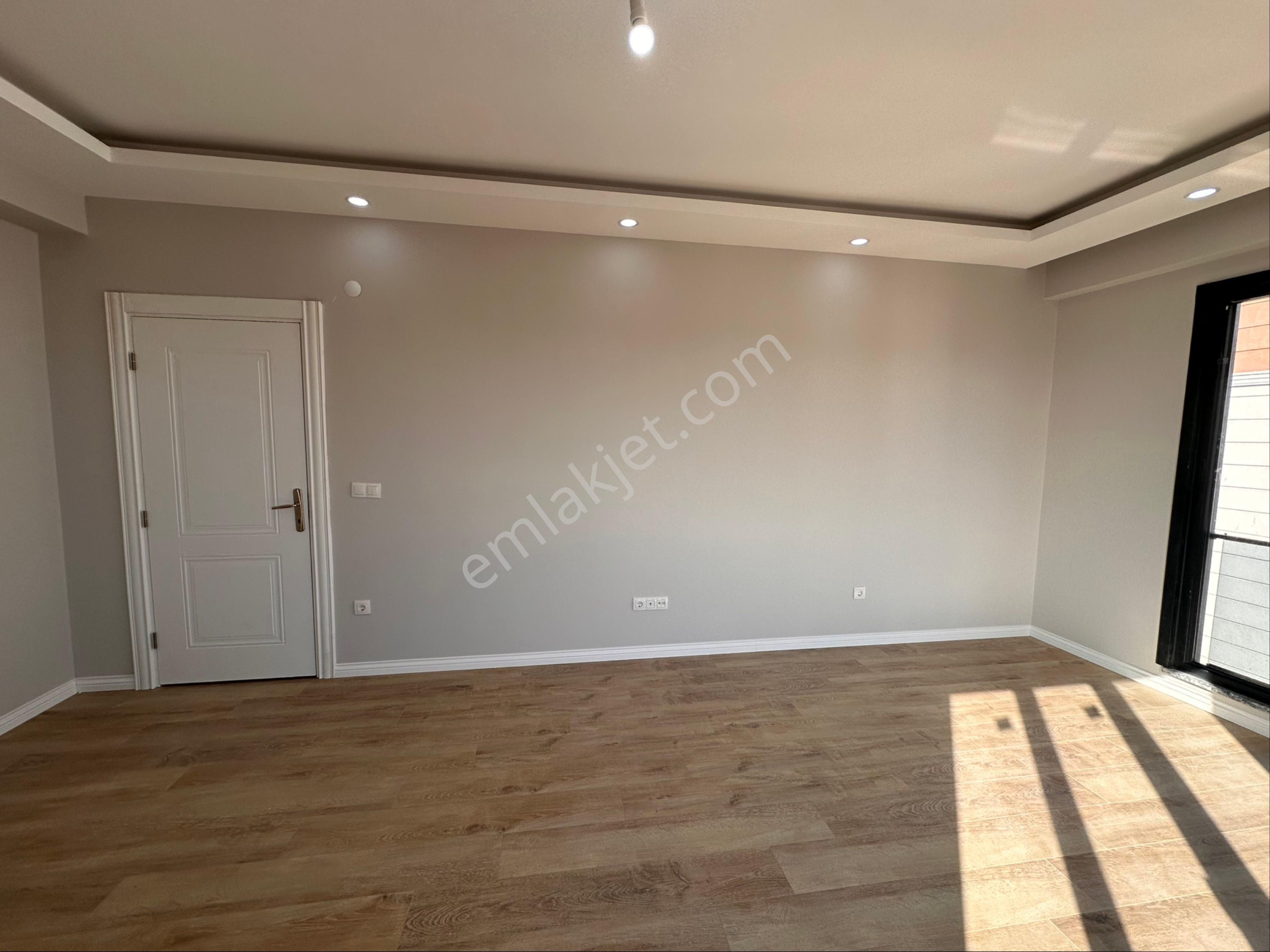 Silivri Yeni Mahallede Hiç Oturulmamış 2+1 Kiralık Daire - Görsel 25