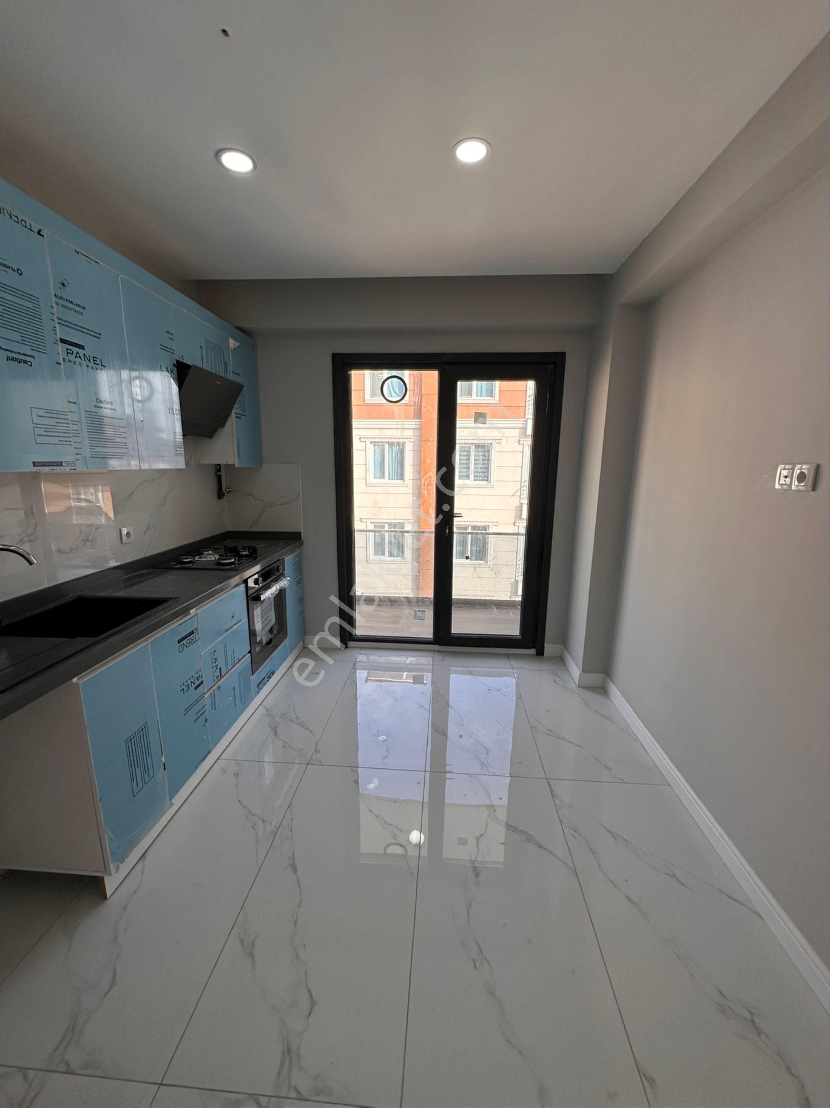 Silivri Yeni Mahallede Hiç Oturulmamış 2+1 Kiralık Daire - Görsel 10