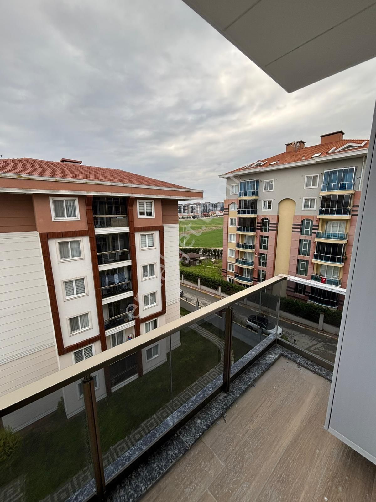 Silivri Yeni Mahallede Hiç Oturulmamış 2+1 Kiralık Daire - Görsel 2