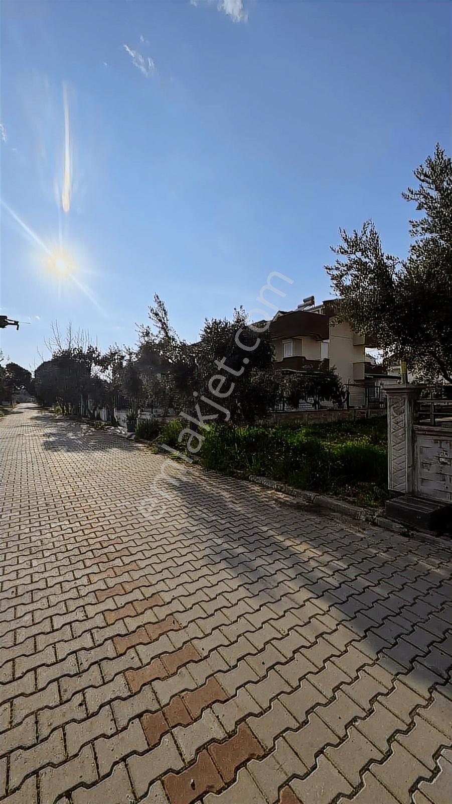 Gülkent Sitesinde Hazır Villa Arsası - Görsel 2
