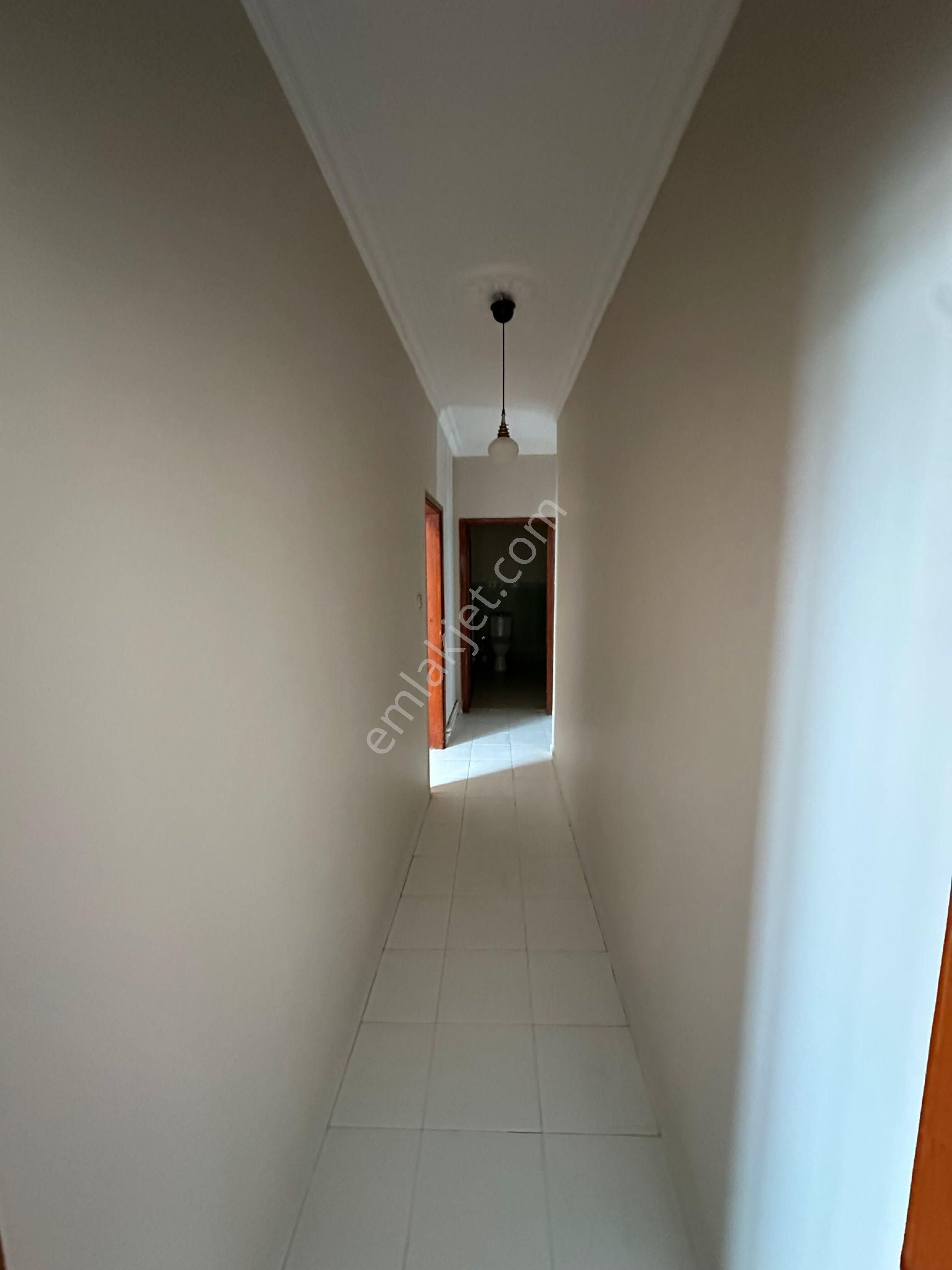 Silivri Çarşı Merkezinde Kiralık 2+1 Daire - Görsel 18