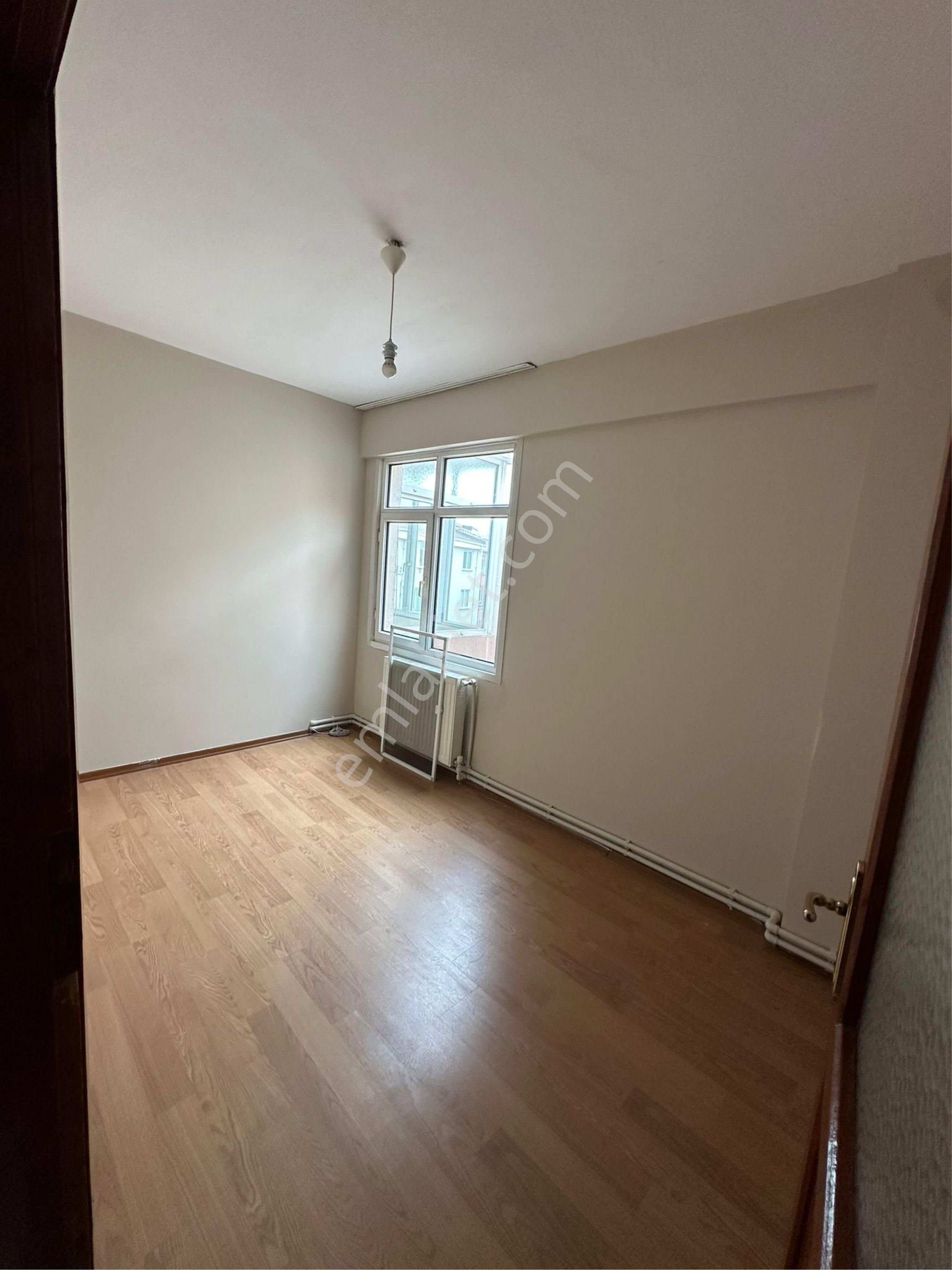 Silivri Çarşı Merkezinde Kiralık 2+1 Daire - Görsel 16