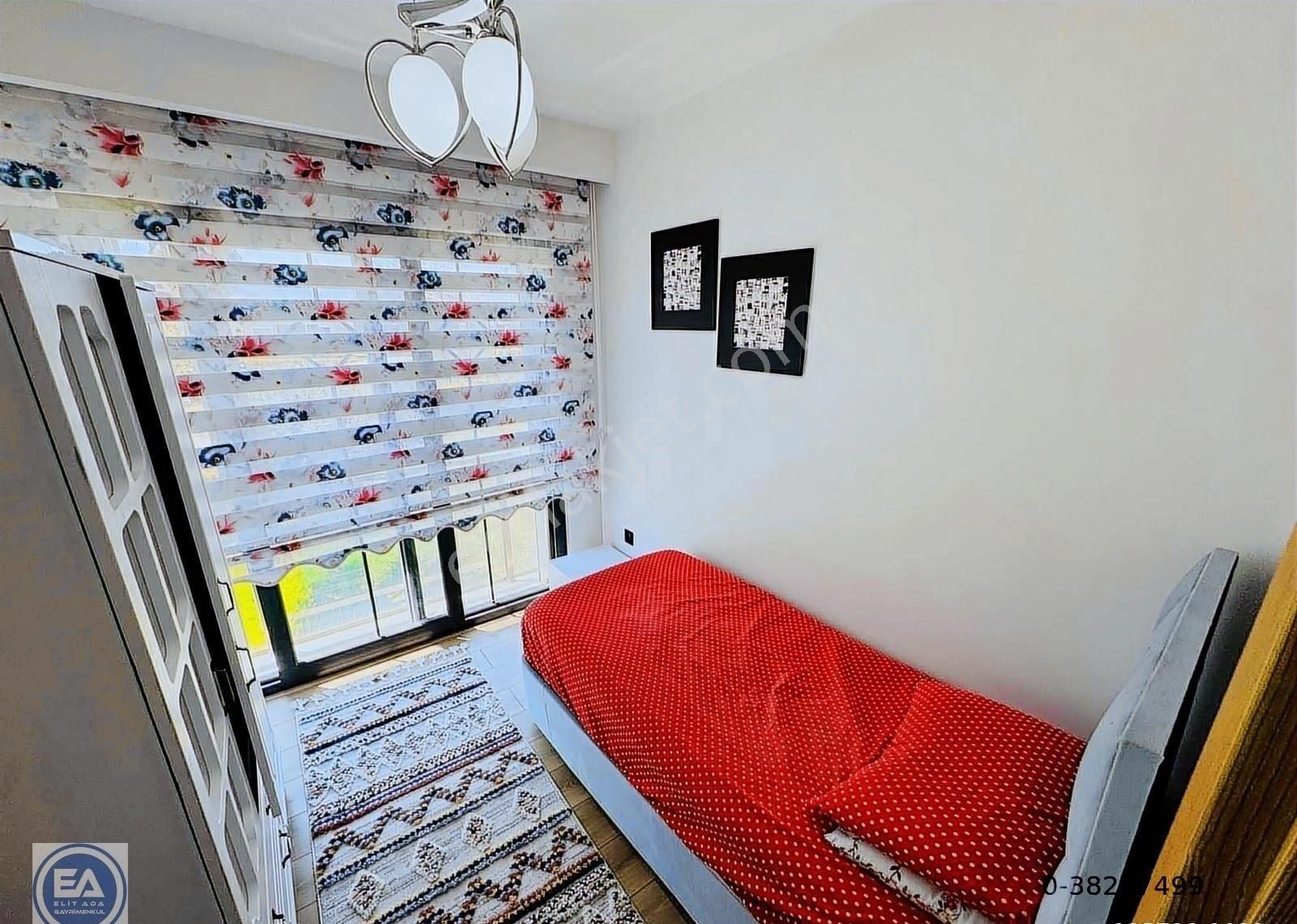 Davutlar Da Havuzlu Site İçerisinde Köşe Konum 4+1 Villa - Görsel 4