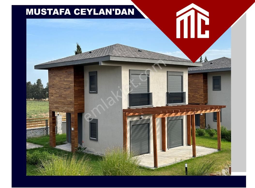 Seferihisar Doğanbeyde Müstakil Tek Evlerden Oluşan Site 3+1 Butik Sitede