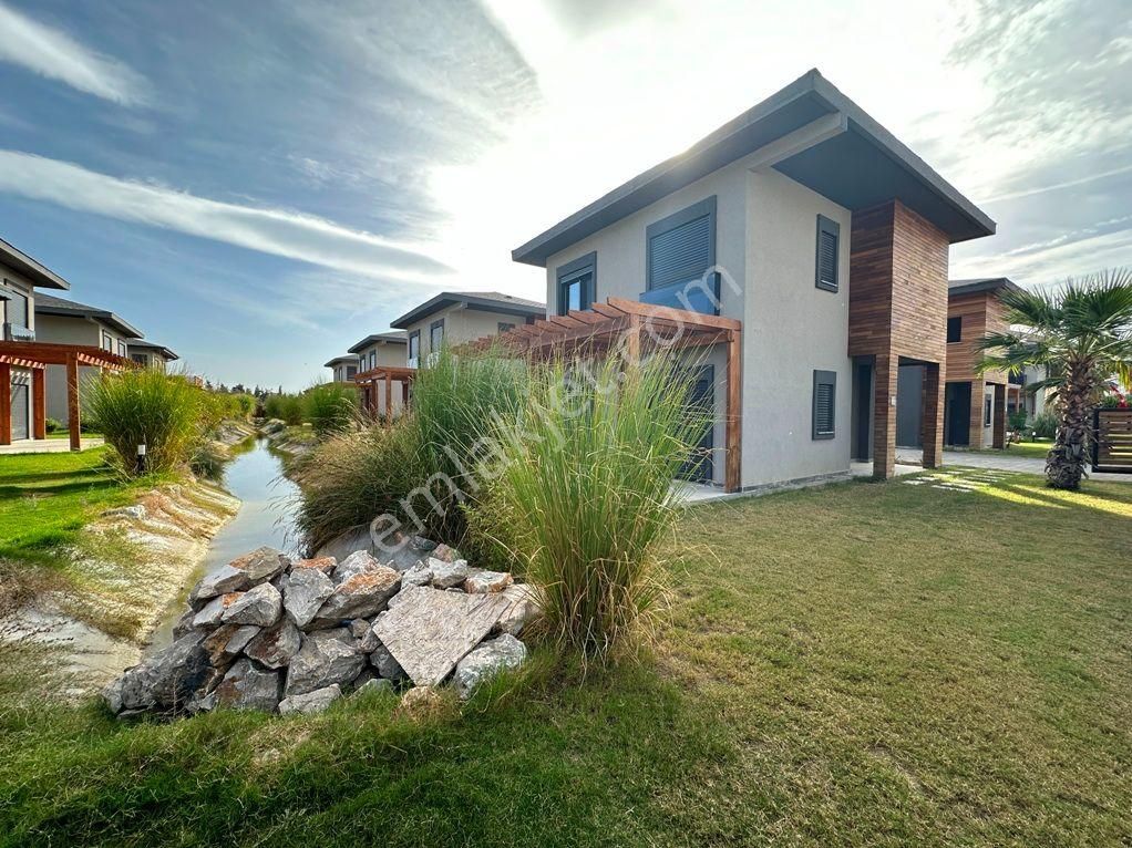 Seferihisar Doğanbeyde Müstakil Tek Evlerden Oluşan Site 3+1 Butik Sitede - Görsel 7