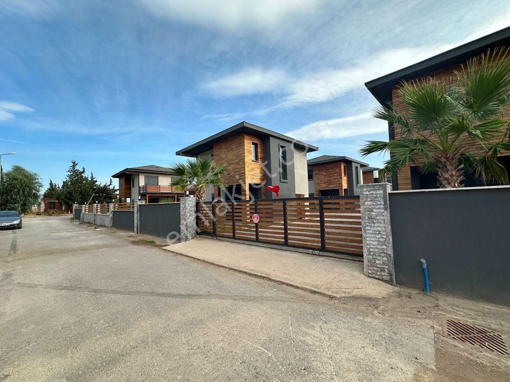 Seferihisar Doğanbeyde Müstakil Tek Evlerden Oluşan Site 3+1 Butik Sitede - Görsel 33