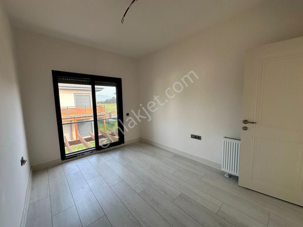 Seferihisar Doğanbeyde Müstakil Tek Evlerden Oluşan Site 3+1 Butik Sitede - Görsel 28