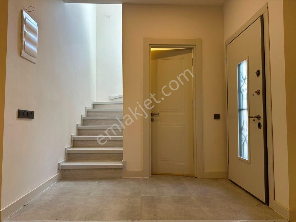 Seferihisar Doğanbeyde Müstakil Tek Evlerden Oluşan Site 3+1 Butik Sitede - Görsel 20