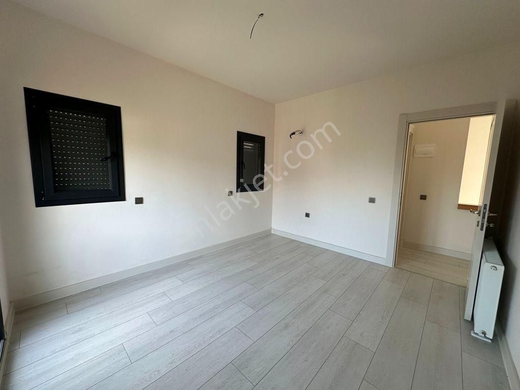 Seferihisar Doğanbeyde Müstakil Tek Evlerden Oluşan Site 3+1 Butik Sitede - Görsel 25