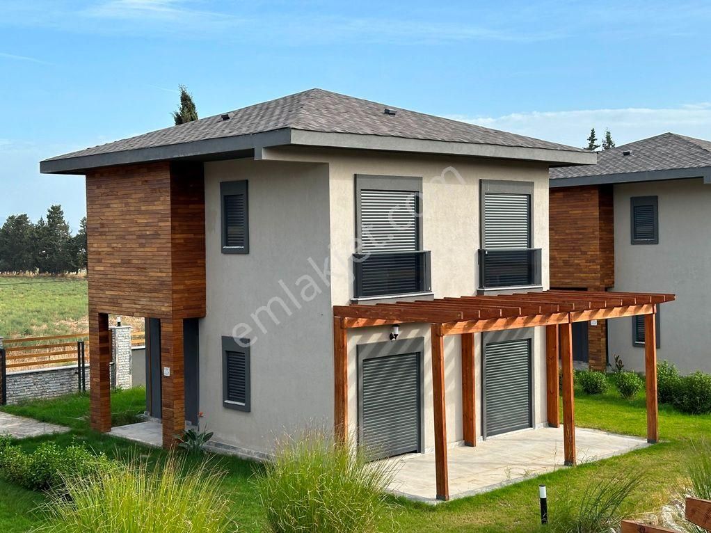 Seferihisar Doğanbeyde Müstakil Tek Evlerden Oluşan Site 3+1 Butik Sitede - Görsel 34