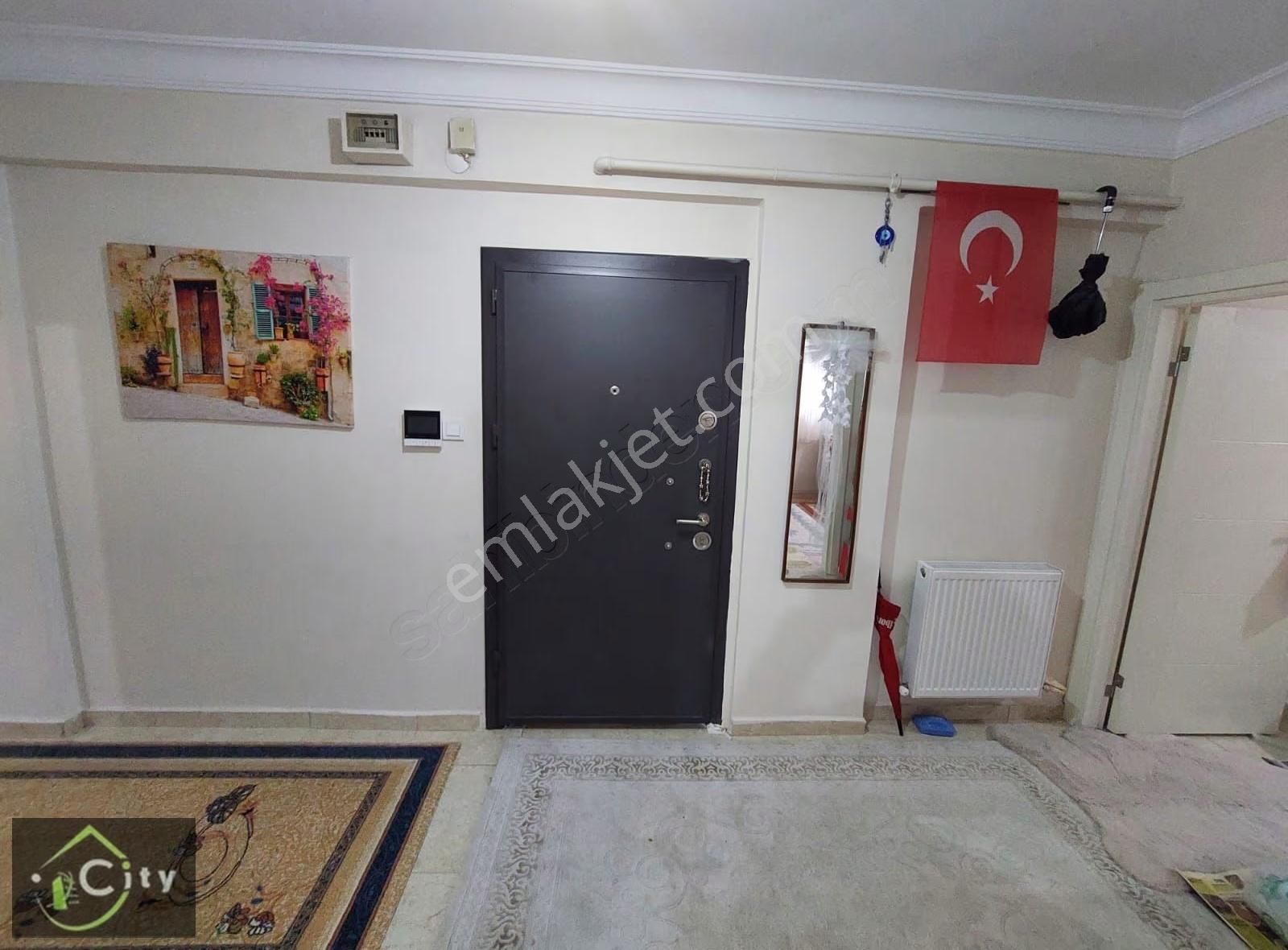 Kentselden Dolayı Yatırımlık Satılık Boş Daire 2+1 Düz Giriş - Görsel 9