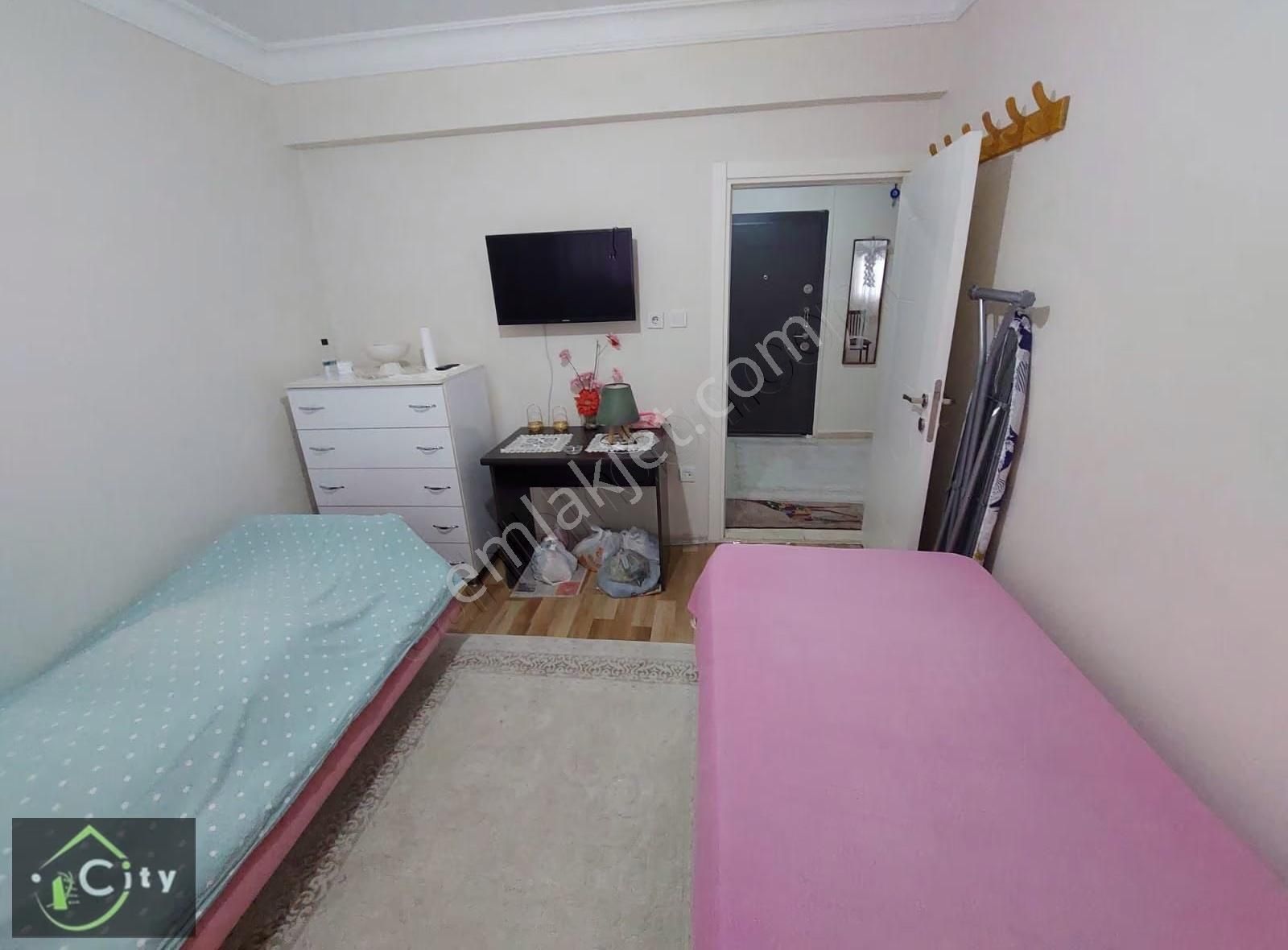 Kentselden Dolayı Yatırımlık Satılık Boş Daire 2+1 Düz Giriş - Görsel 5