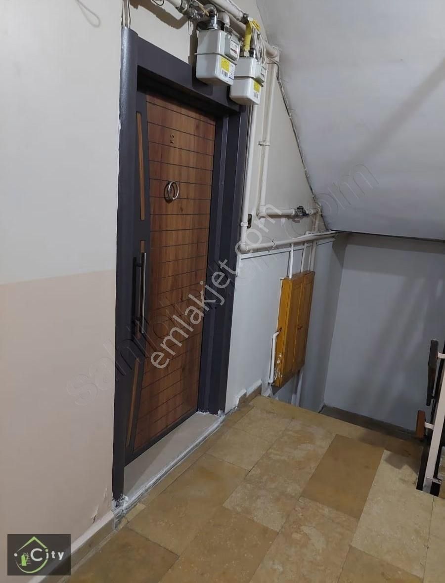 Kentselden Dolayı Yatırımlık Satılık Boş Daire 2+1 Düz Giriş - Görsel 3