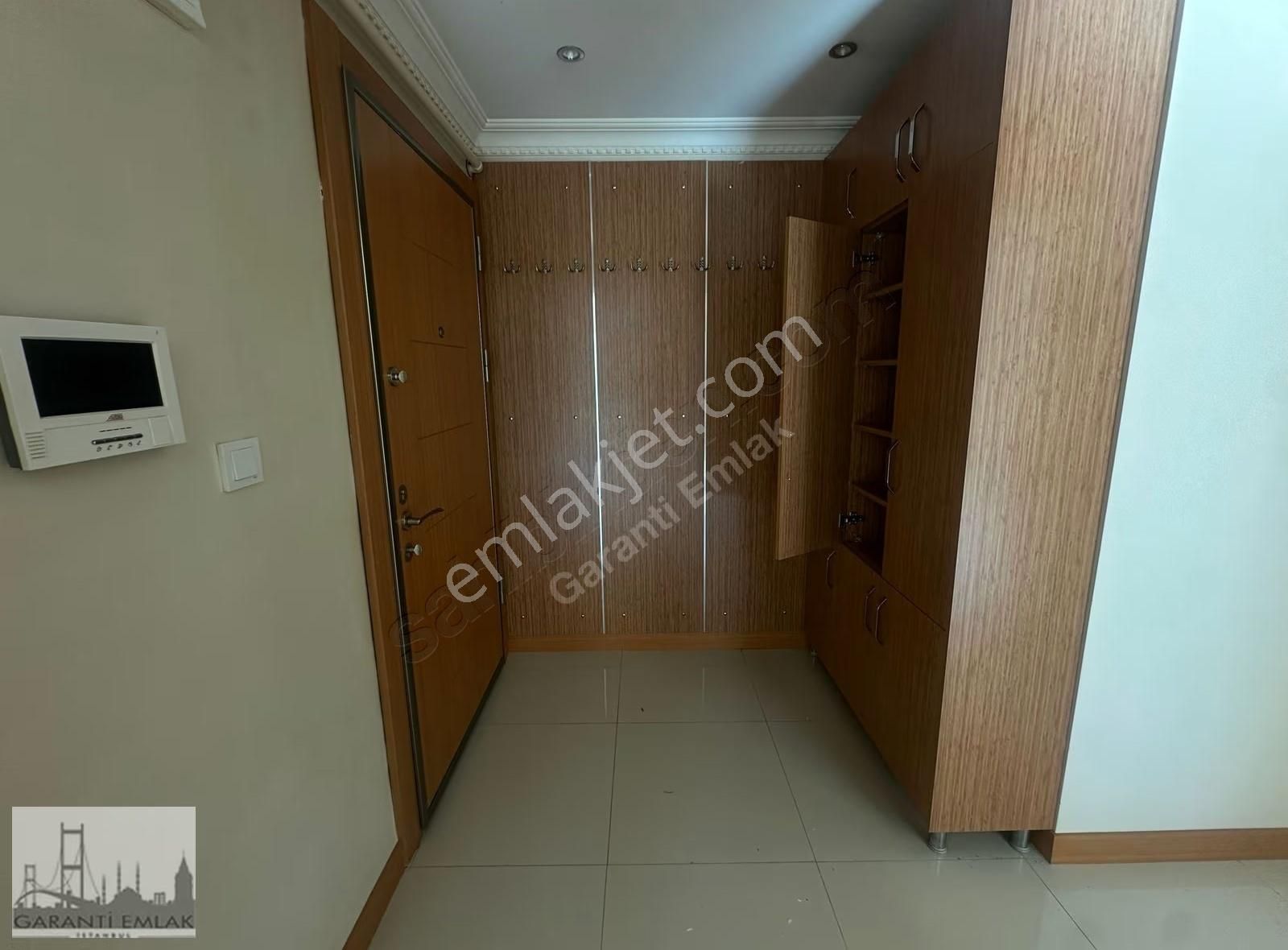 Bahçelievler Yayla Cami Arkası Kiralık 3+1 Daire (otoparklı) - Görsel 5