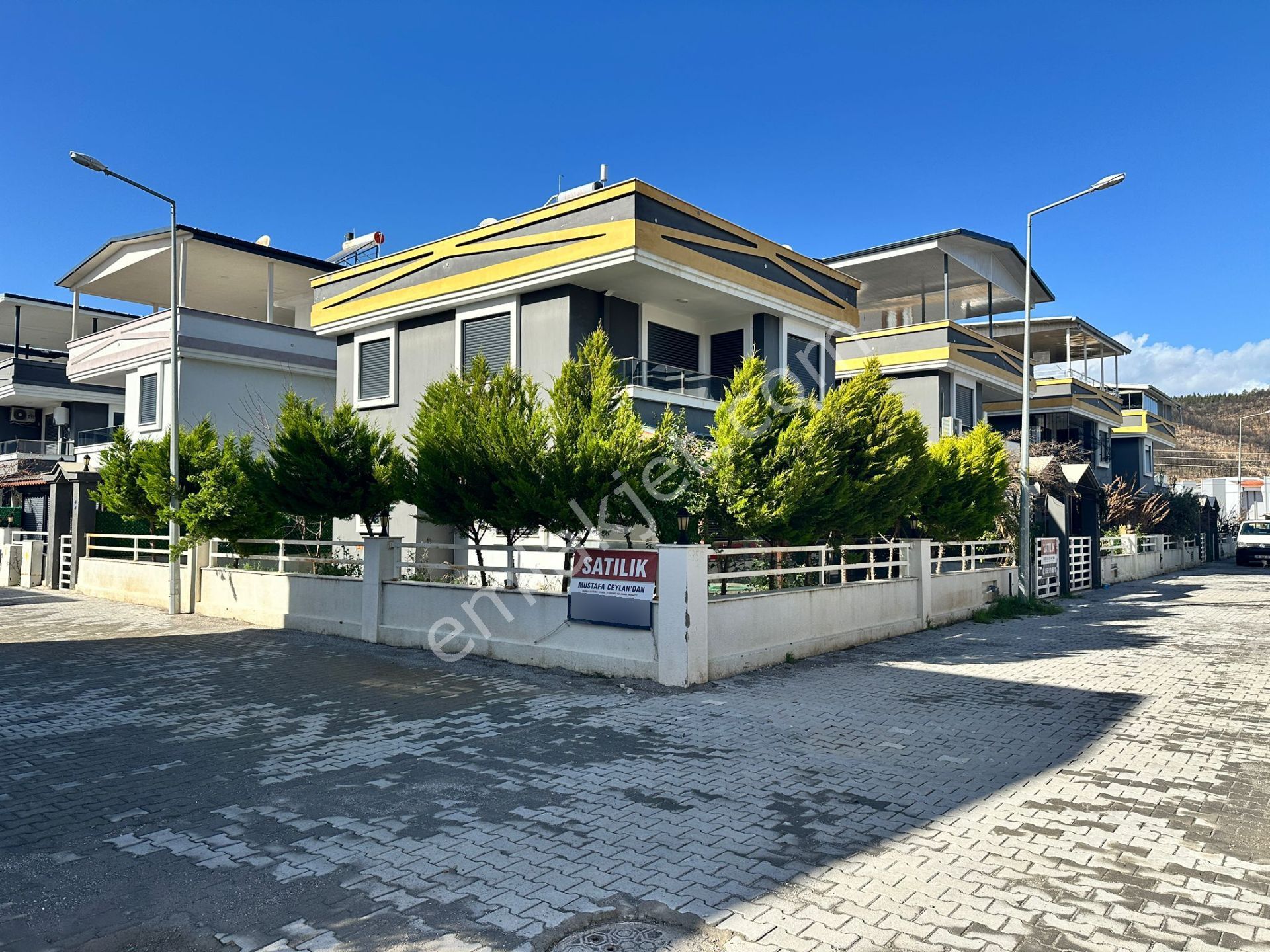 Seferihisar Doğanbeyde Satılık Müstakil Köşe Villa | 3+1 Lüks - Görsel 2