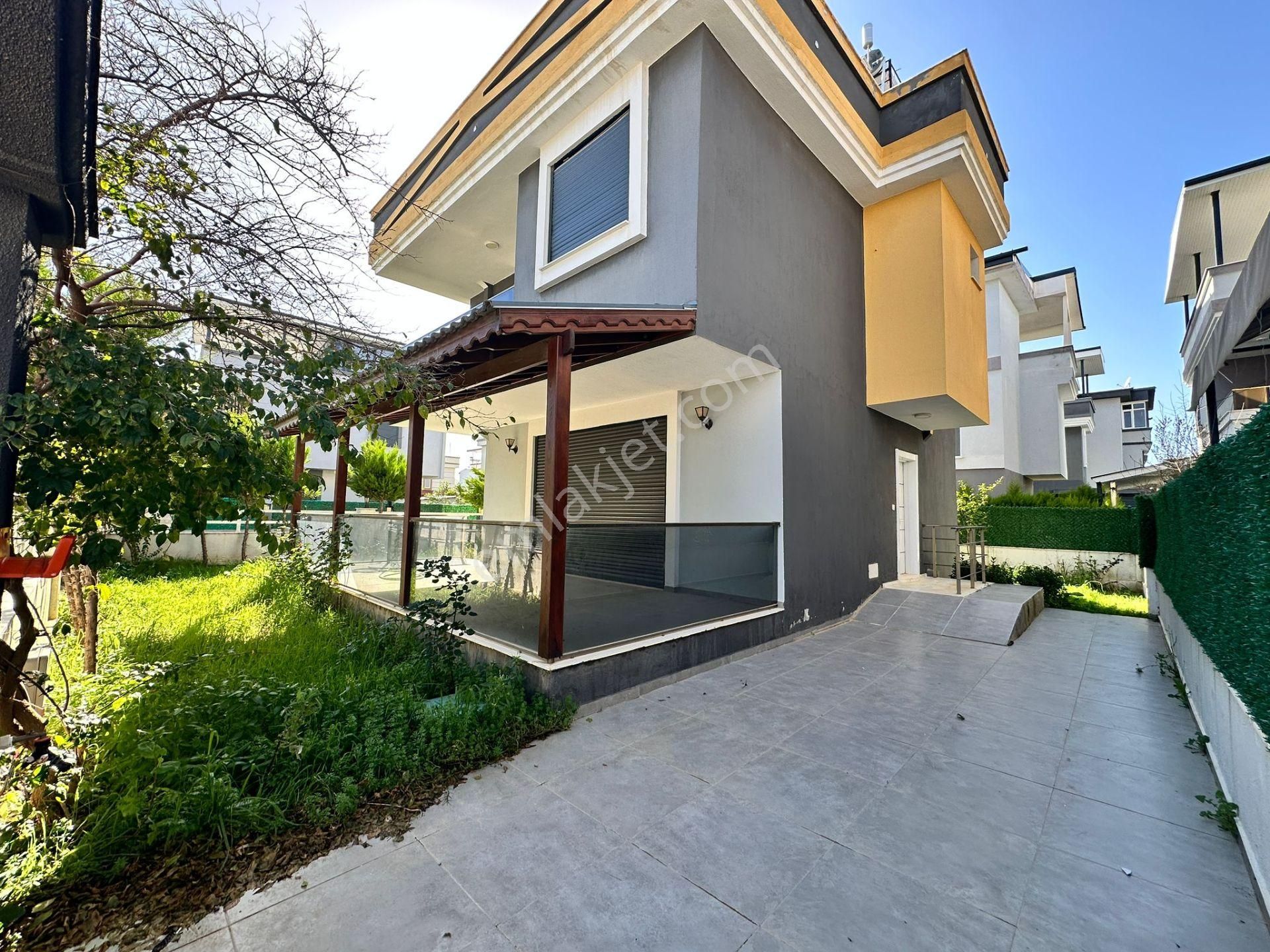 Seferihisar Doğanbeyde Satılık Müstakil Köşe Villa | 3+1 Lüks - Görsel 8