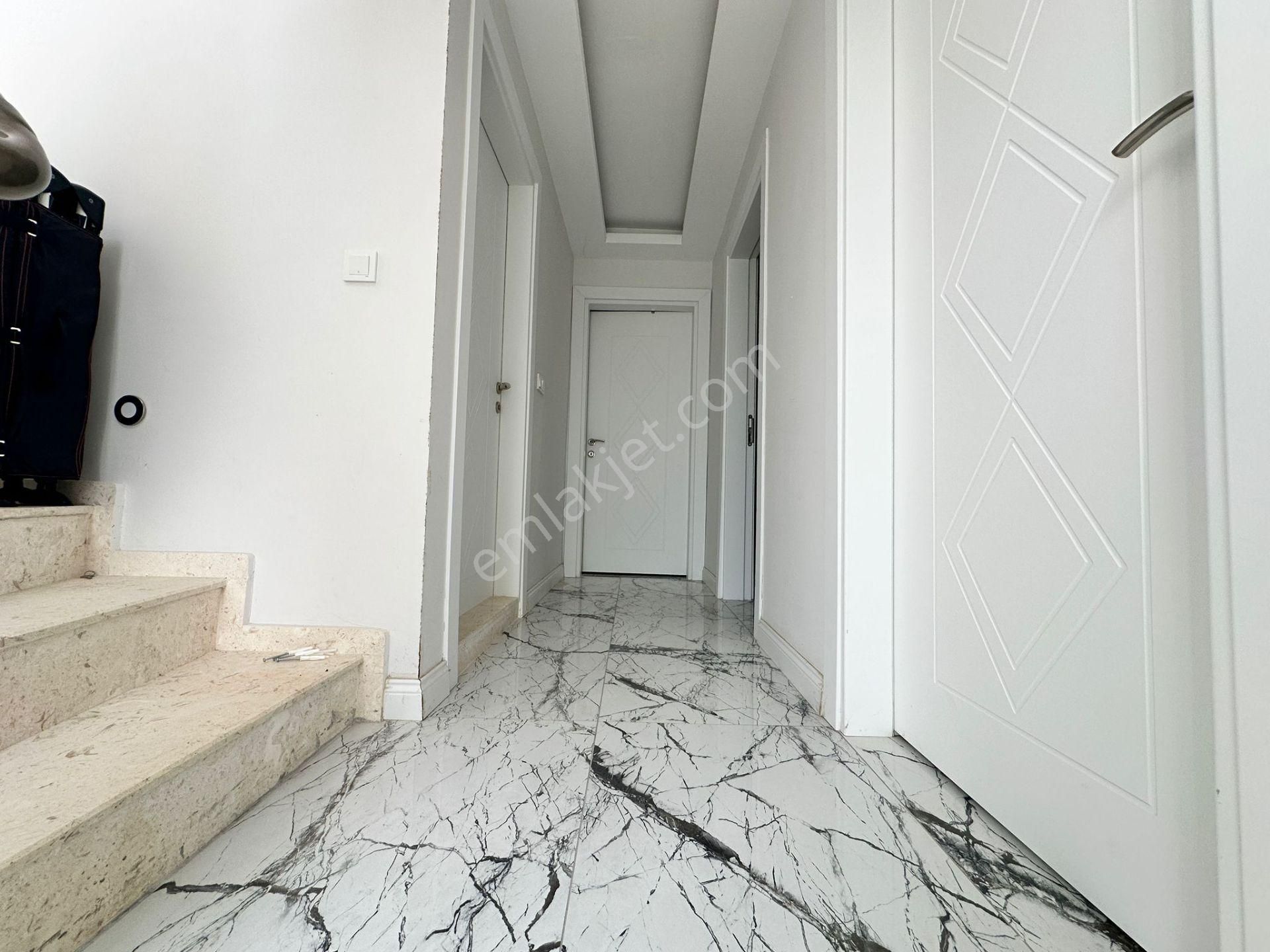 Seferihisar Doğanbeyde Satılık Müstakil Köşe Villa | 3+1 Lüks - Görsel 24