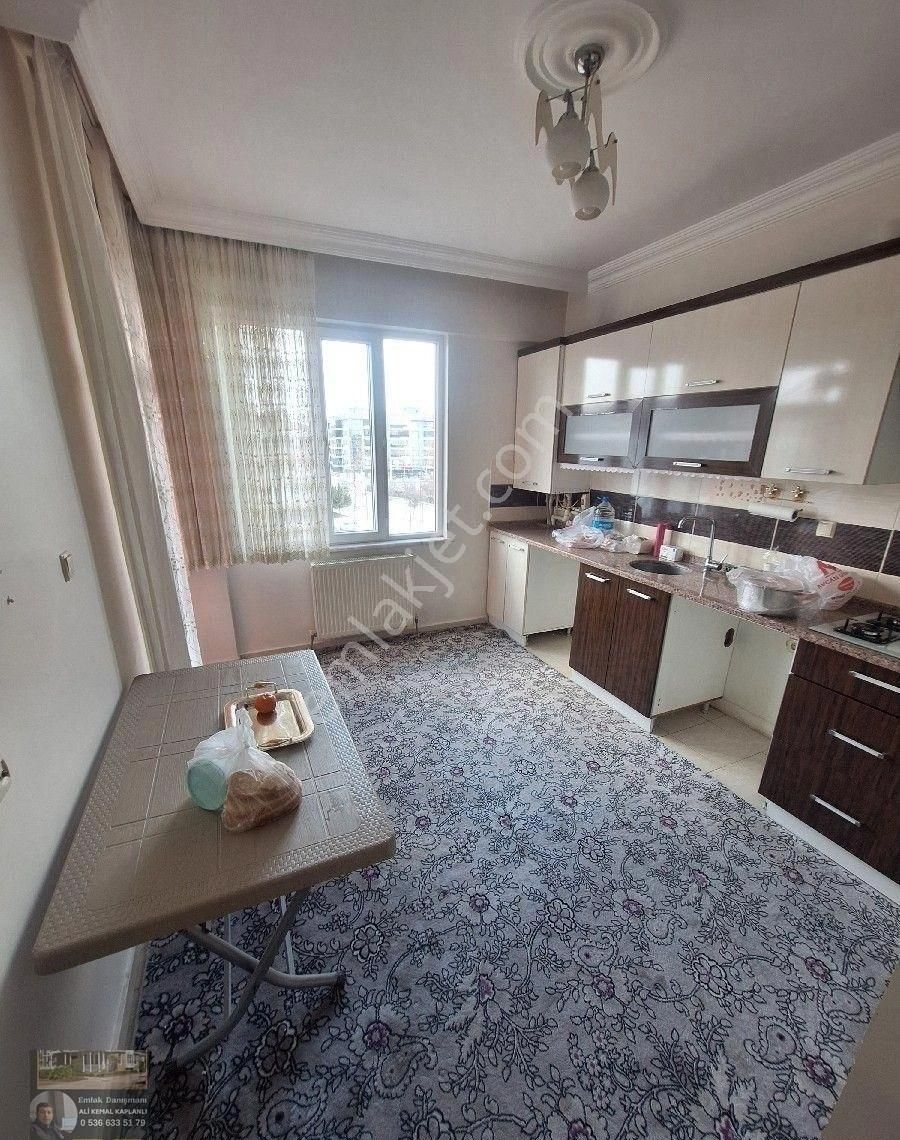 Akabe Mahallesi 3+1 Son Kat Kiralık Daire - Görsel 11