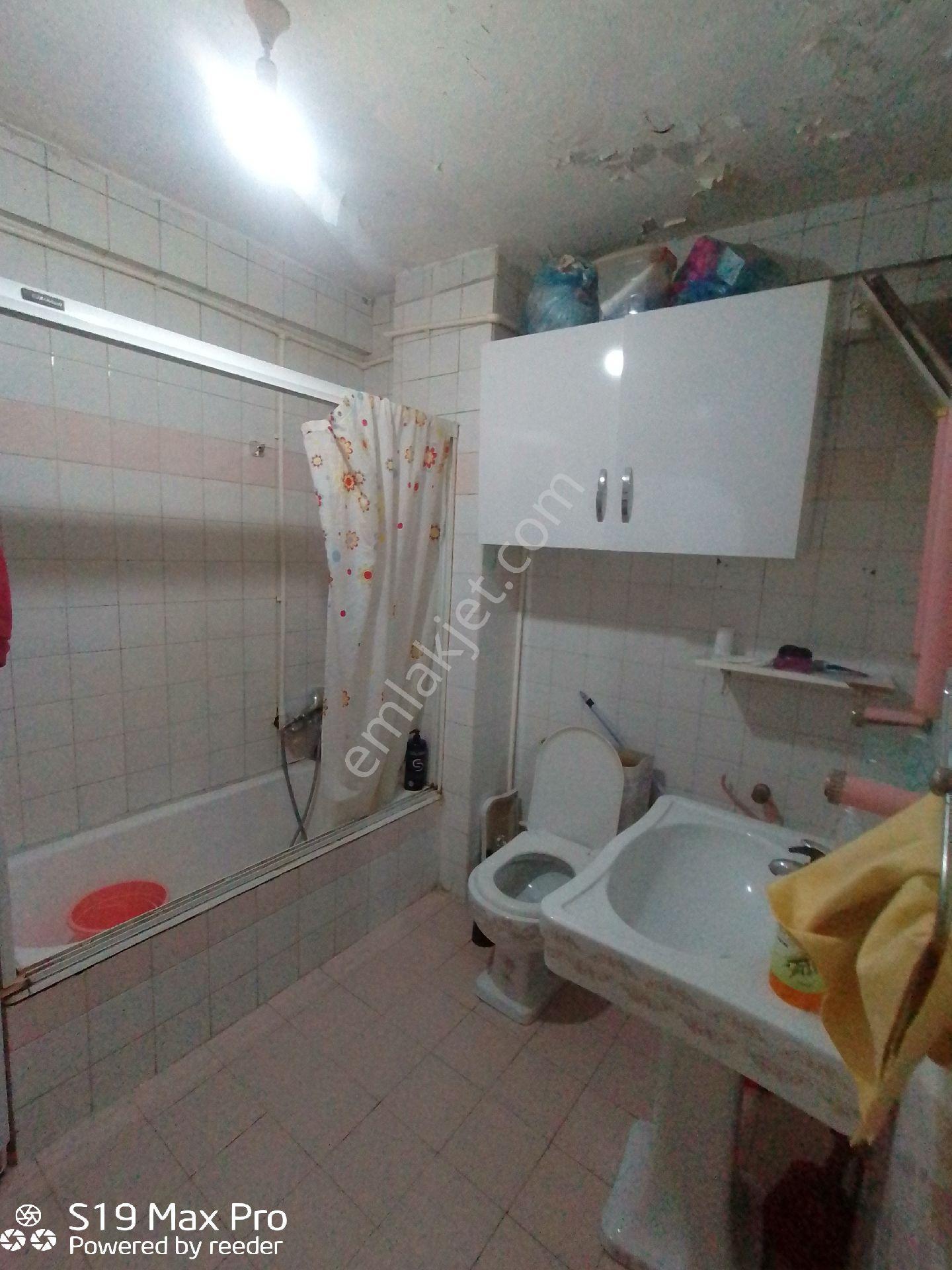 S.evler Merkezdemetrobüse 2dk.asansörlü Binada Bayanlara Özel İki Kişilik Lüx Oda - Görsel 23