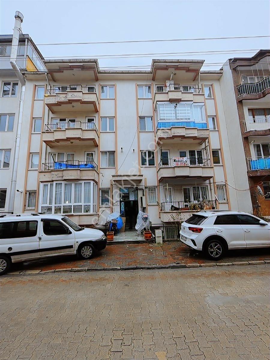 Mecidiye Cuma Pazarına Yakin Satılık 3+1