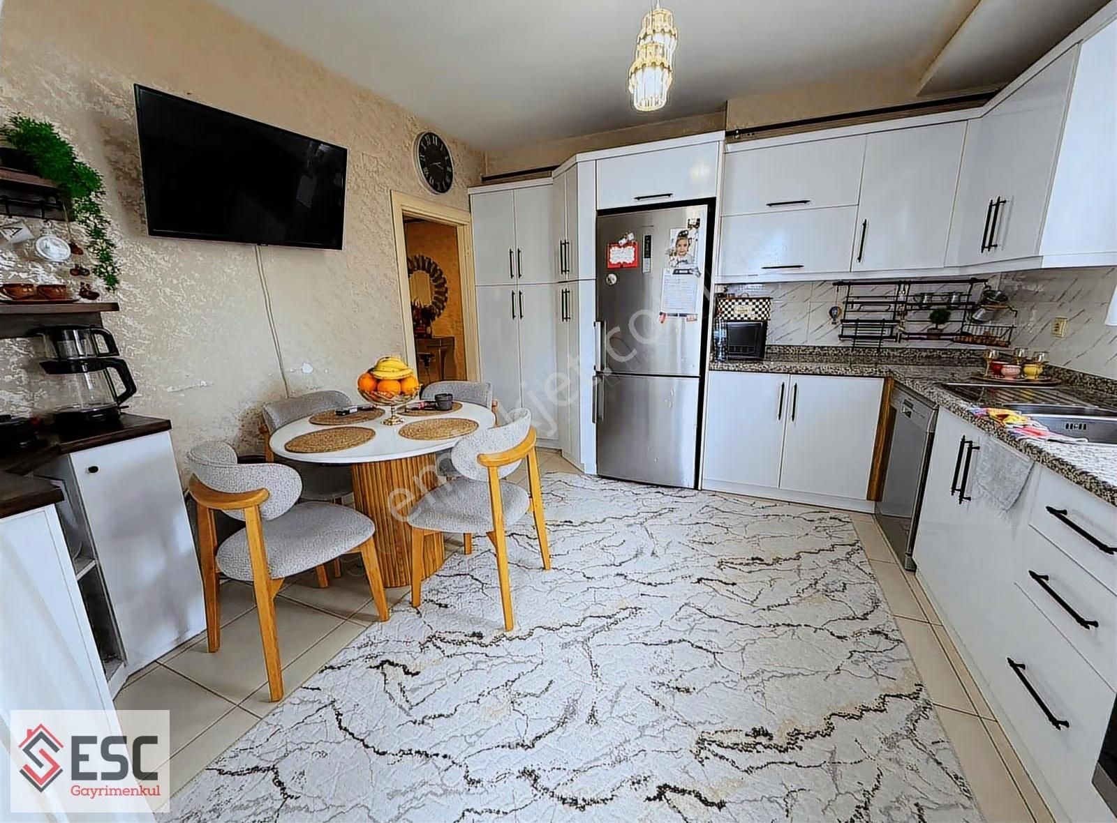 Esc'den Merkez Mh,de Geniş M2 Merkezi Lokasyonda 3+1 Esc2401 - Görsel 4