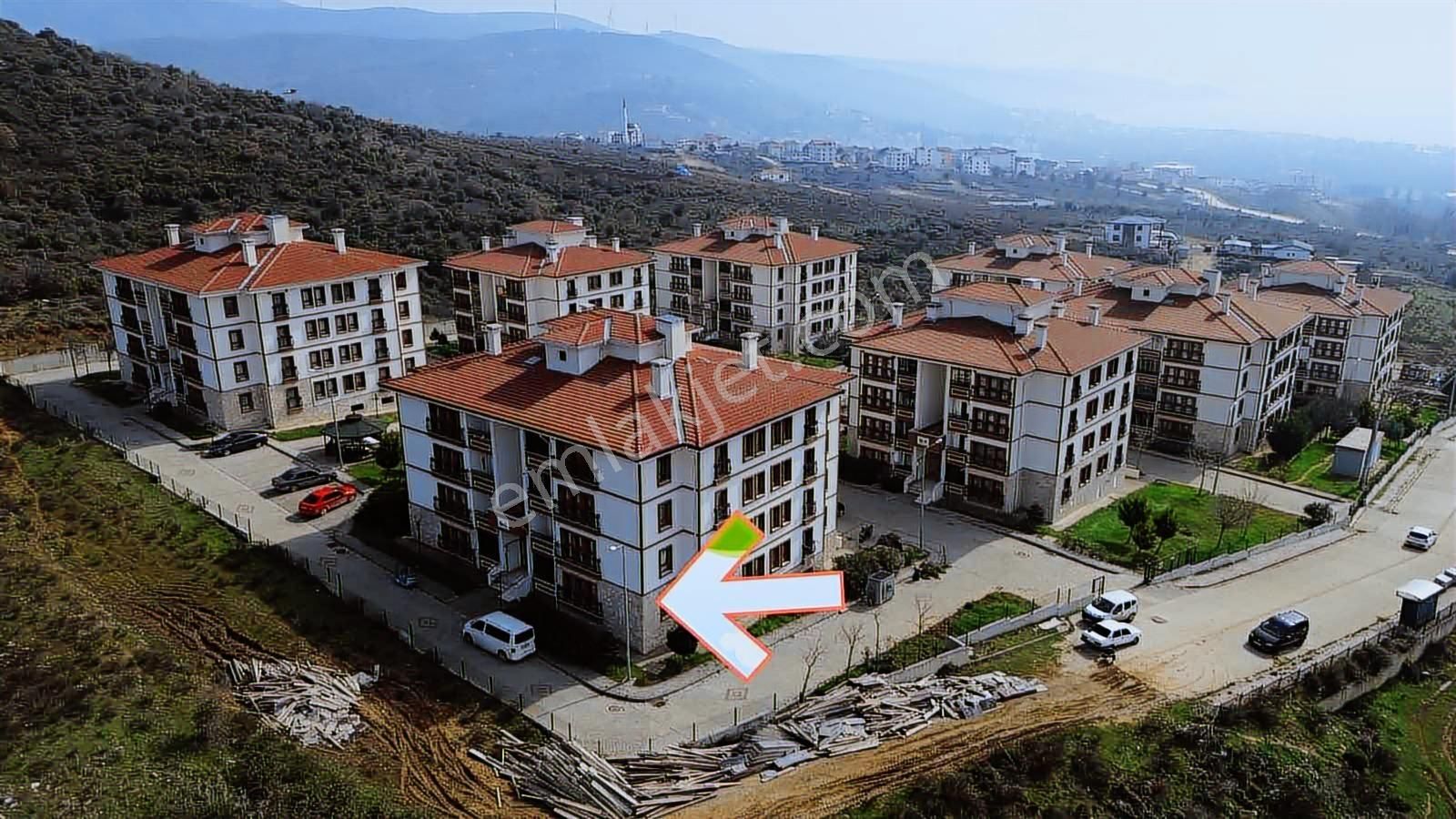 "hak-seç Emlak Armutlu" Dan Armutlu Toki Konaklarında 3+1 Daire - Görsel 6