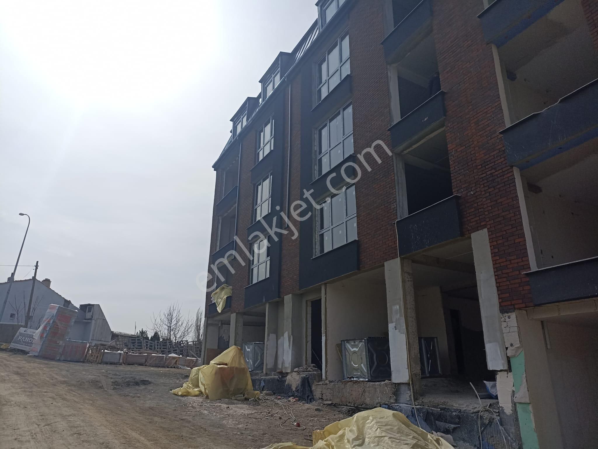Century 21 Vizyon'dan Orhangazi Mahallesinde Lüks 2+1 Daire - Görsel 3