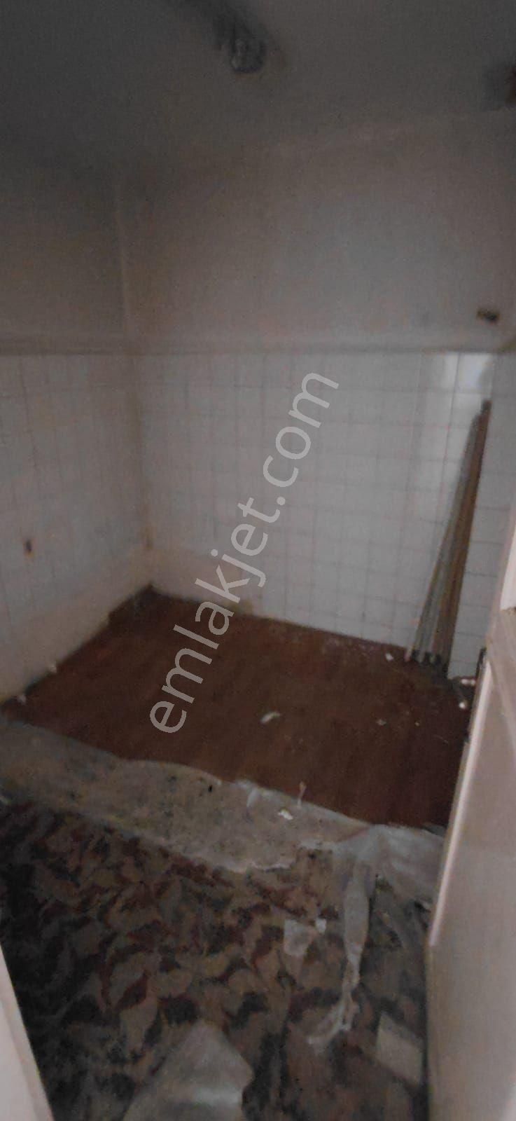 S.evler Meydanda Metro Metrobüse 1dk.3+1 120m2 Kiralik 1.kat Kiralik Ofis - Görsel 11