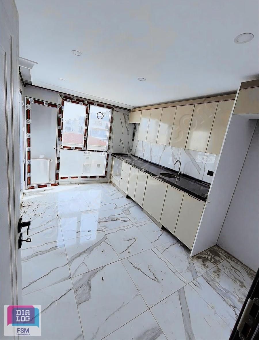 İstanbul Avcılarda Arakat 2+1 Satılık Daire - Görsel 2