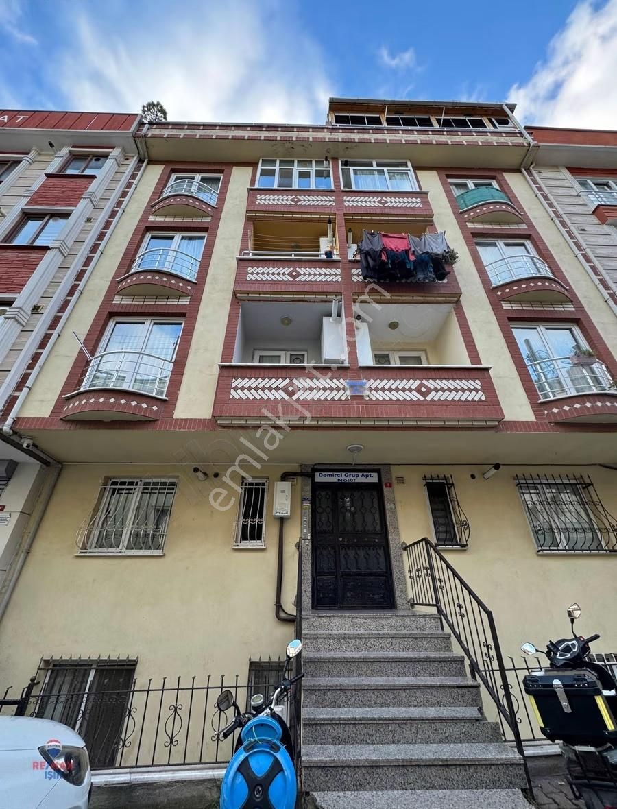 Çekmeköy Mimarsinan Mahallesinde Kiralık 2+1 Daire