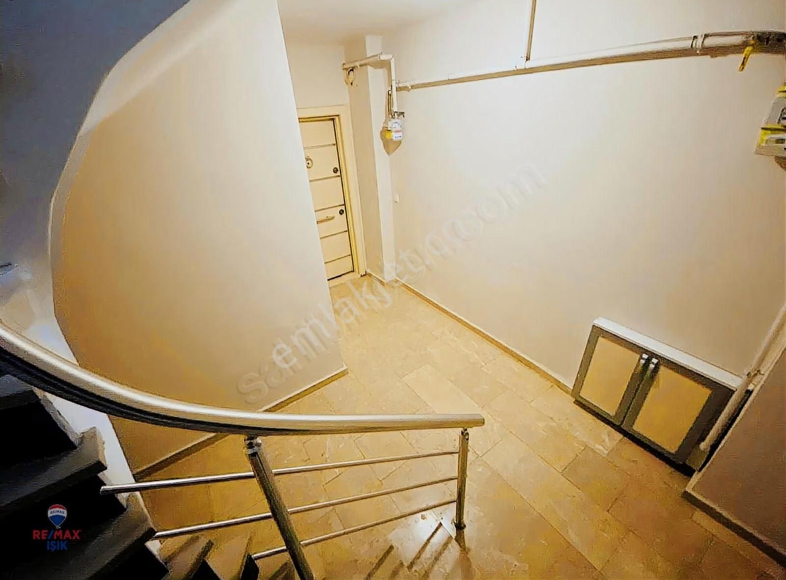 Çekmeköy Aydınlar'da 1+1 İskanlı Daire - Görsel 6