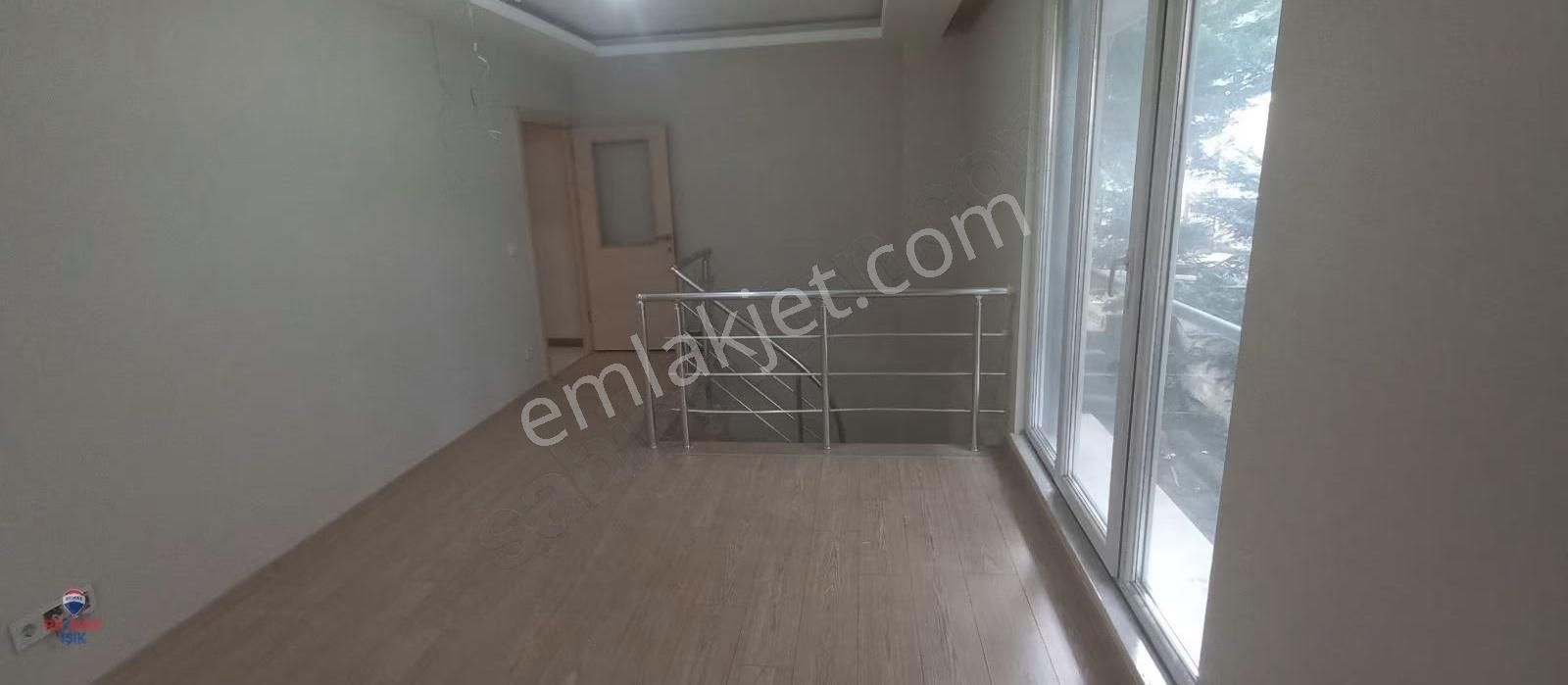 Osmangazi Mah.cadde Üzeri 4+1 Ters Dubleks Daire - Görsel 15