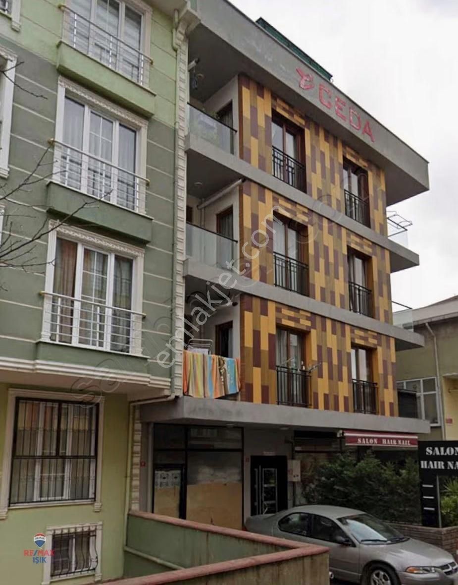 Sancaktepe Belediyesinı Yanında Sevenler Cad. 2+1 Arakat