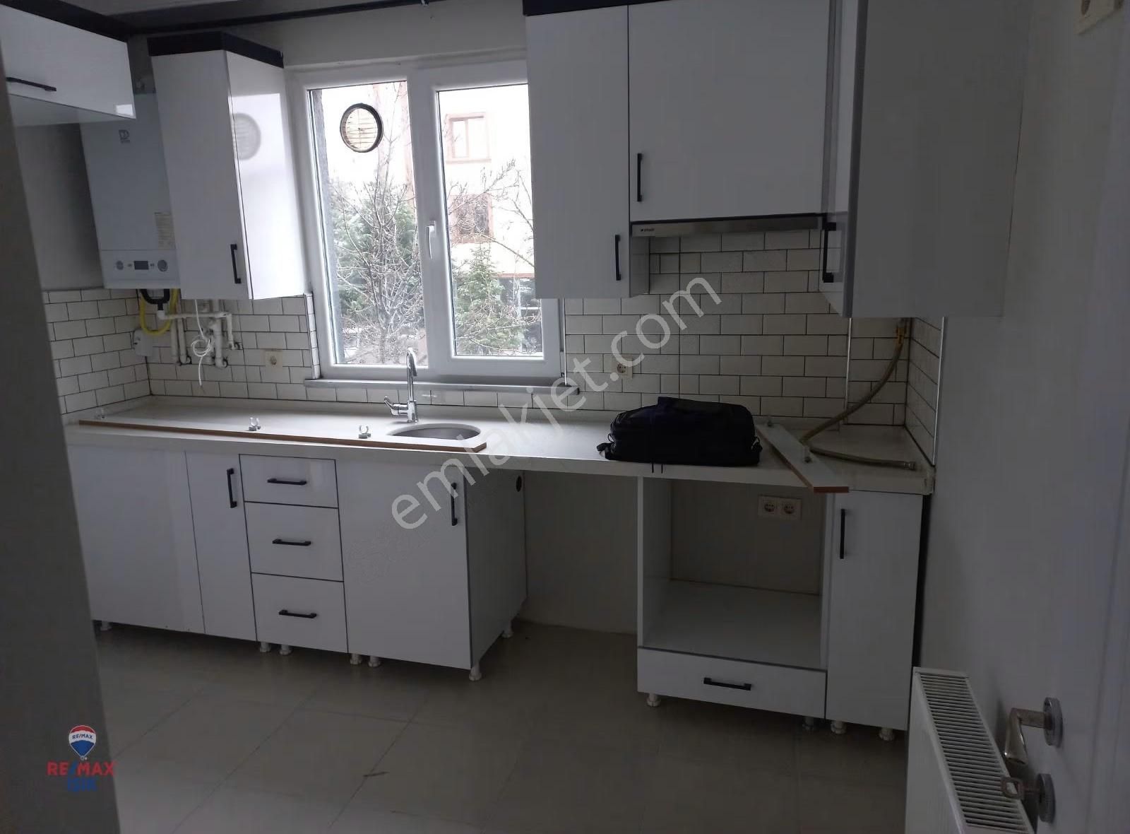 Cadde Üzeri 2+1 Çift Balkonlu Sıfır Daire - Görsel 7