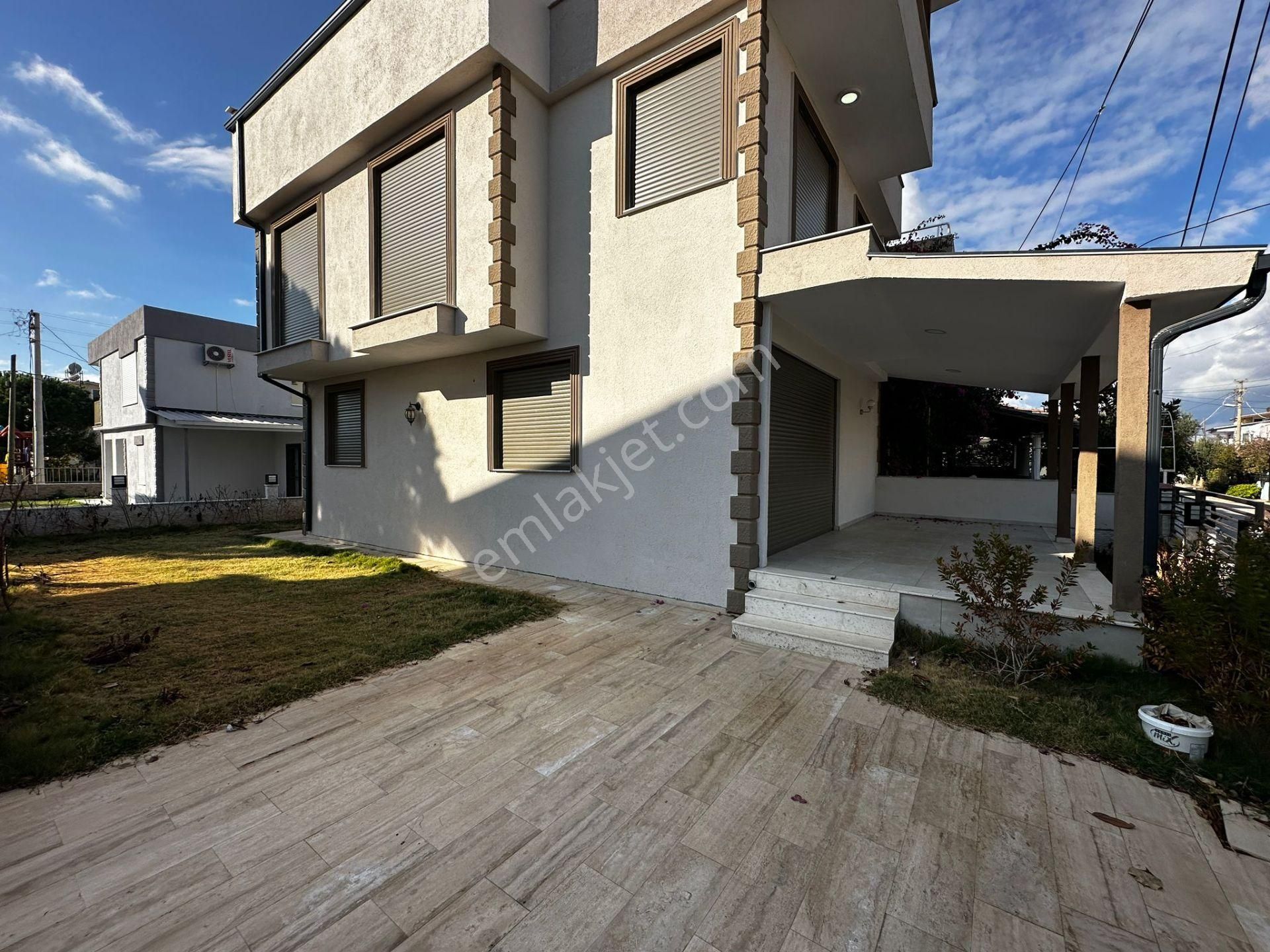 Seferihisar Doğanbeyde 5+2 Denize 50 Metre Ultra Lüks Villa - Görsel 6