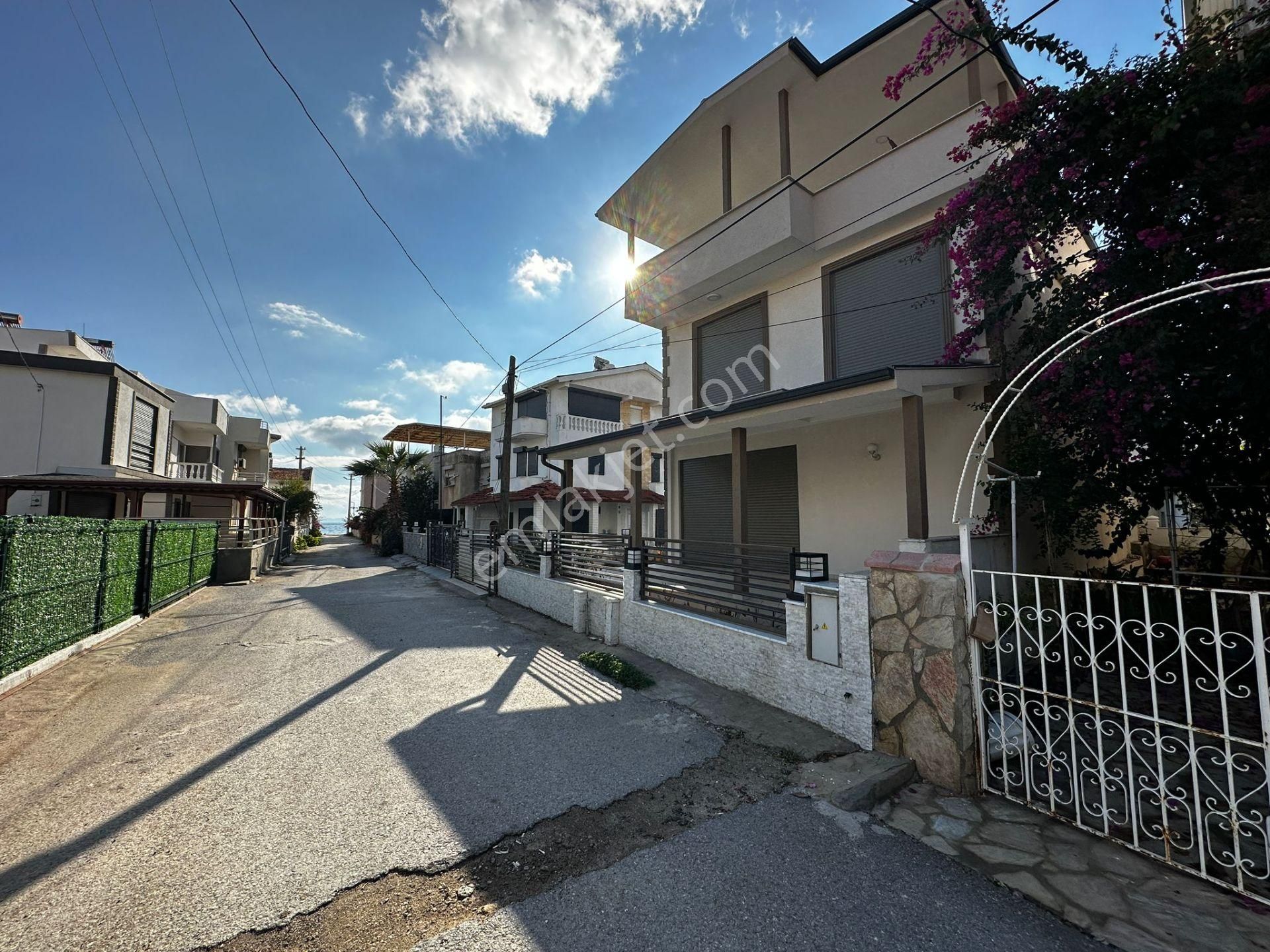 Seferihisar Doğanbeyde 5+2 Denize 50 Metre Ultra Lüks Villa - Görsel 5