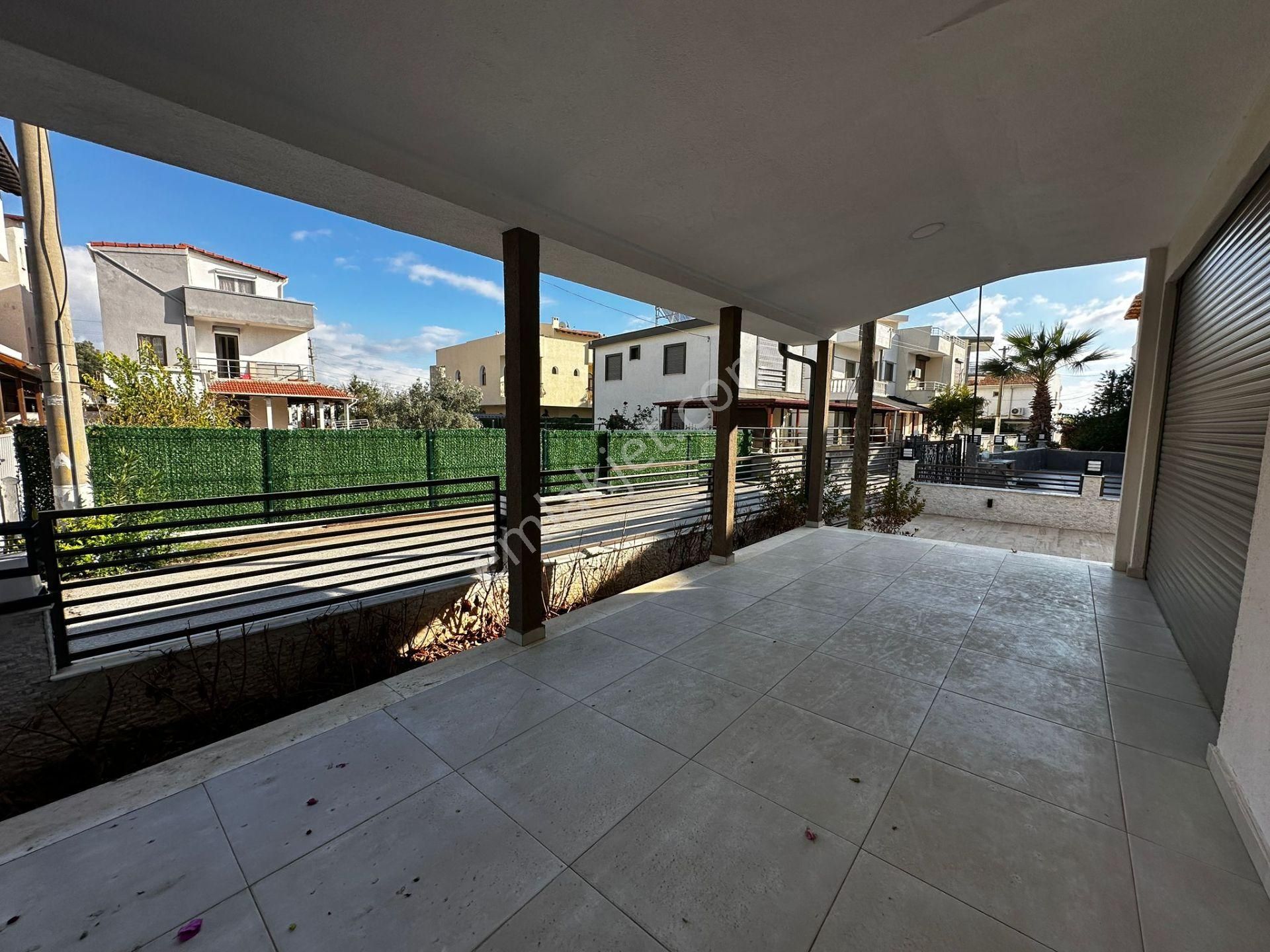 Seferihisar Doğanbeyde 5+2 Denize 50 Metre Ultra Lüks Villa - Görsel 10