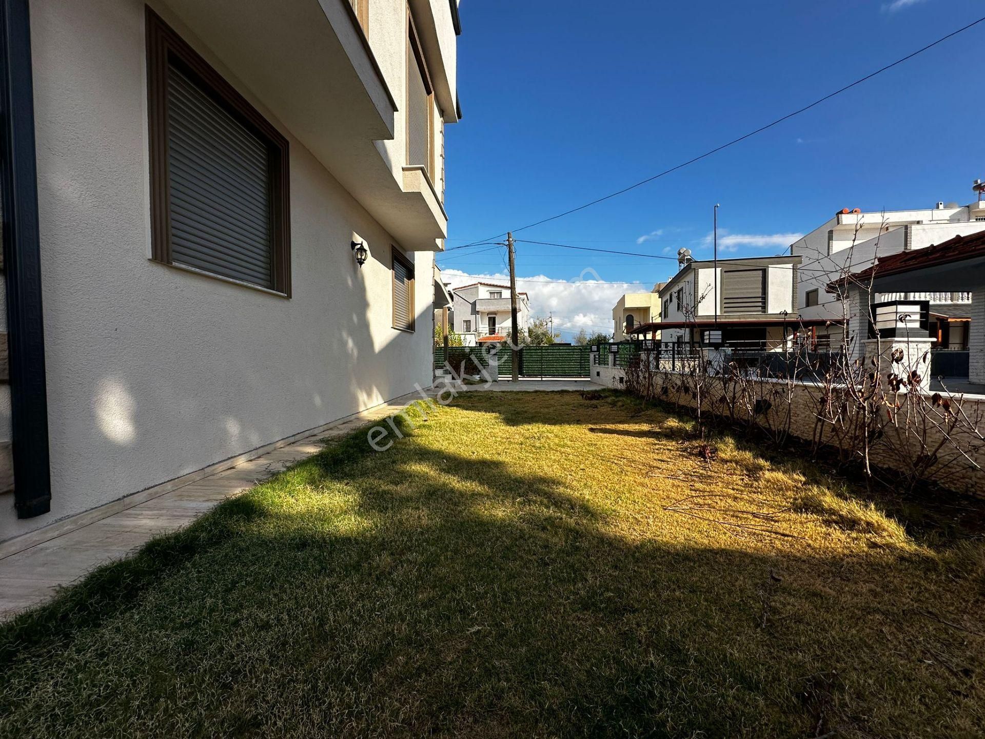 Seferihisar Doğanbeyde 5+2 Denize 50 Metre Ultra Lüks Villa - Görsel 8