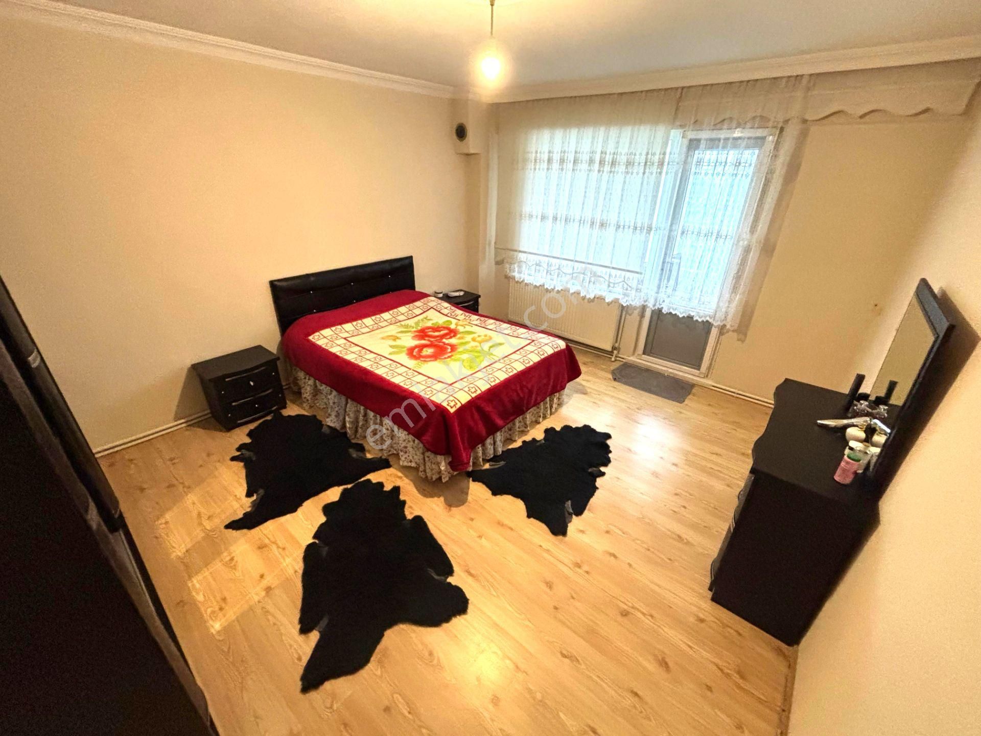 Blue Life Egen'den Akçay'da Fırsat 3+1 Ön Cephe Ara Kat Ayrı Mutfaklı Eşyalı Satılık Daire - Görsel 19