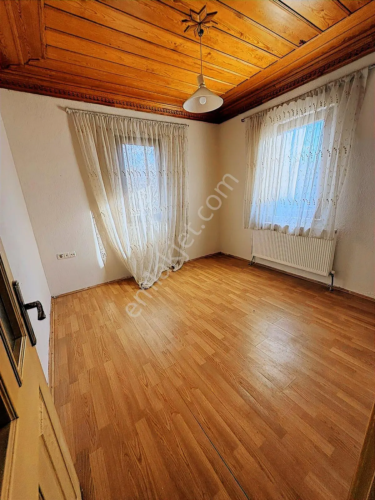 Muğla'nın İncisi Yeşilyurt'ta Havuzlu Müstakil Ev +1000 M² Arsa - Görsel 2
