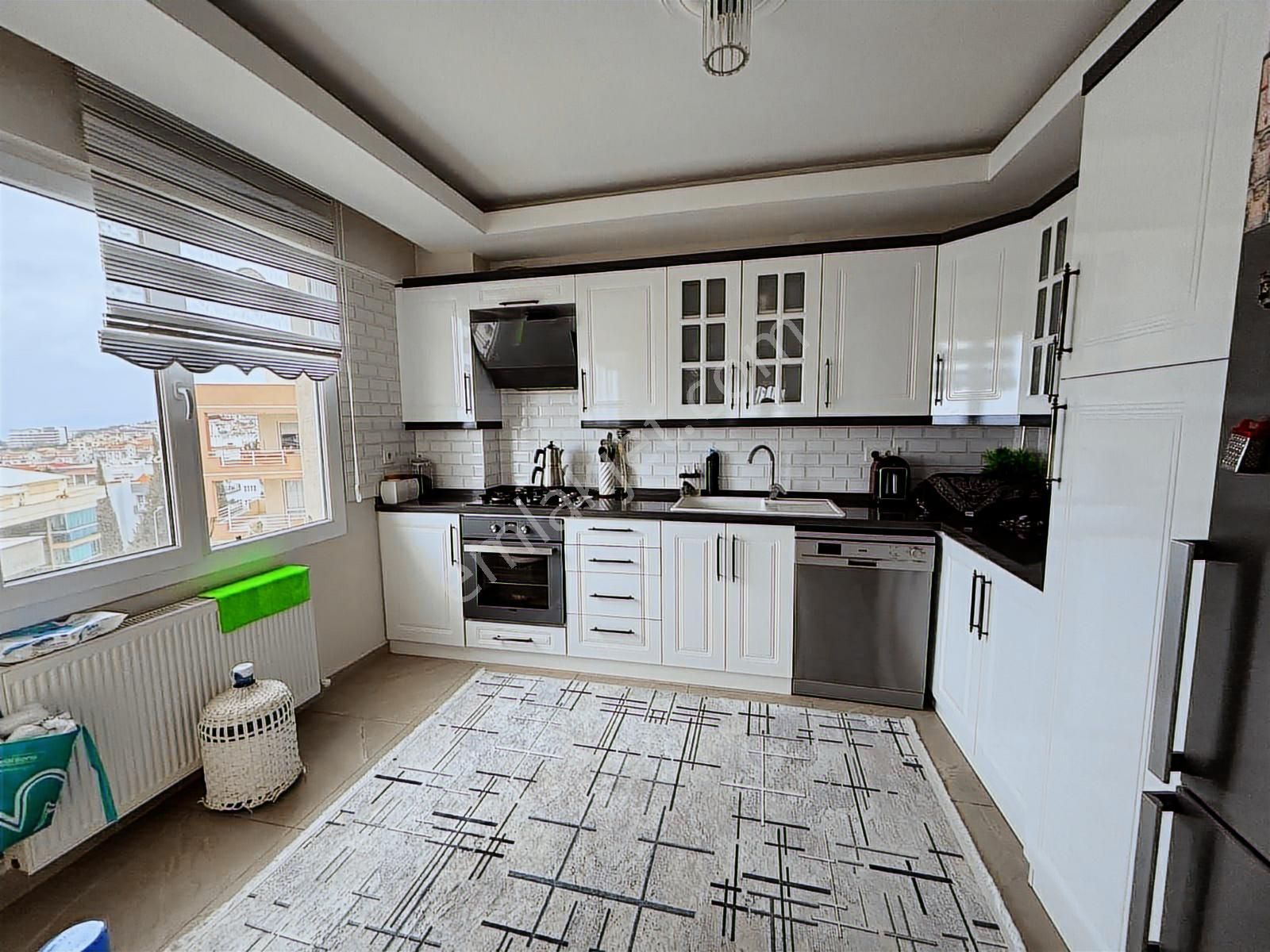 Kuşadası Nezih Site İçerisinde,çift Daire Tek Tapu.4+2, Satılık - Görsel 12