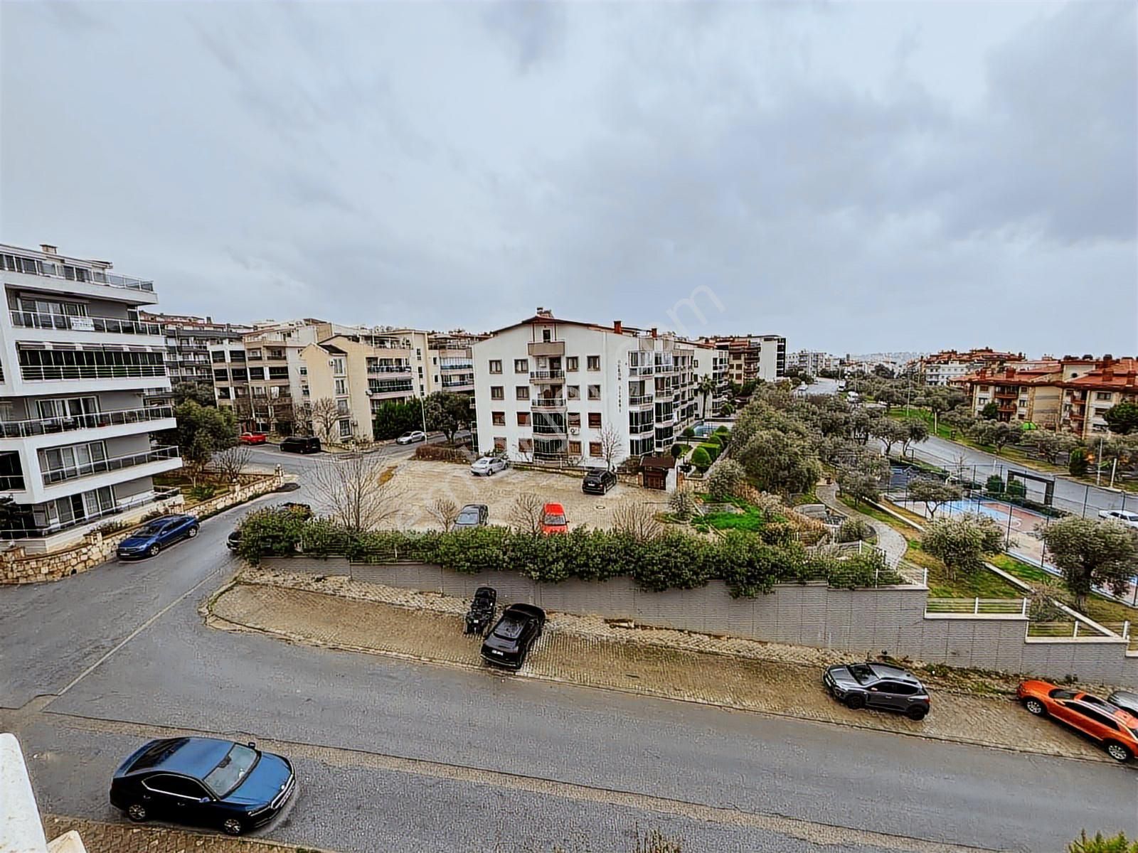 Kuşadası Nezih Site İçerisinde,çift Daire Tek Tapu.4+2, Satılık - Görsel 31