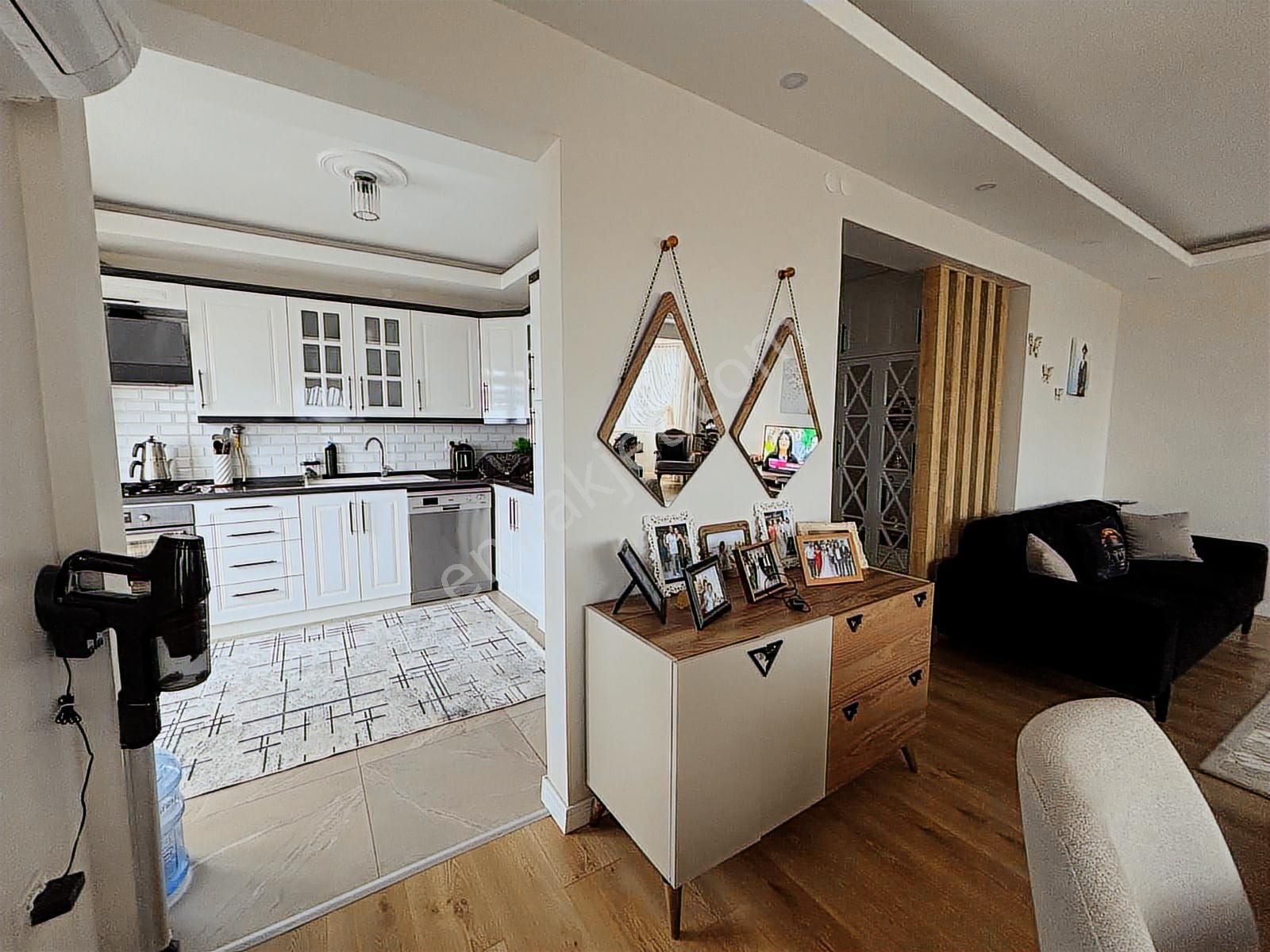 Kuşadası Nezih Site İçerisinde,çift Daire Tek Tapu.4+2, Satılık - Görsel 29