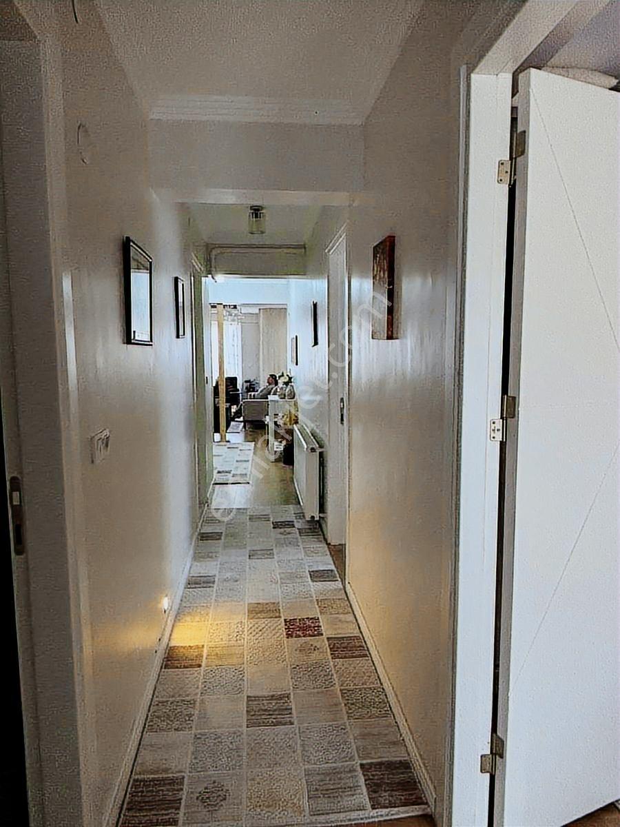 Kuşadası Ege Mahallesi'nde Havuzlu,4+2 Ayrı Girişli Deniz Manzar - Görsel 6