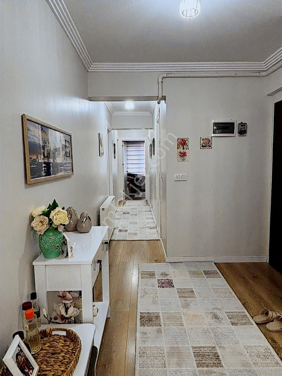 Kuşadası Ege Mahallesi'nde Havuzlu,4+2 Ayrı Girişli Deniz Manzar - Görsel 17