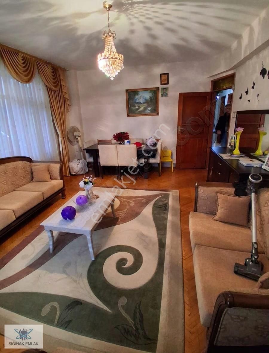 Sığınak Emlak Tan 4+1 Doğalgazlı Temiz Daire