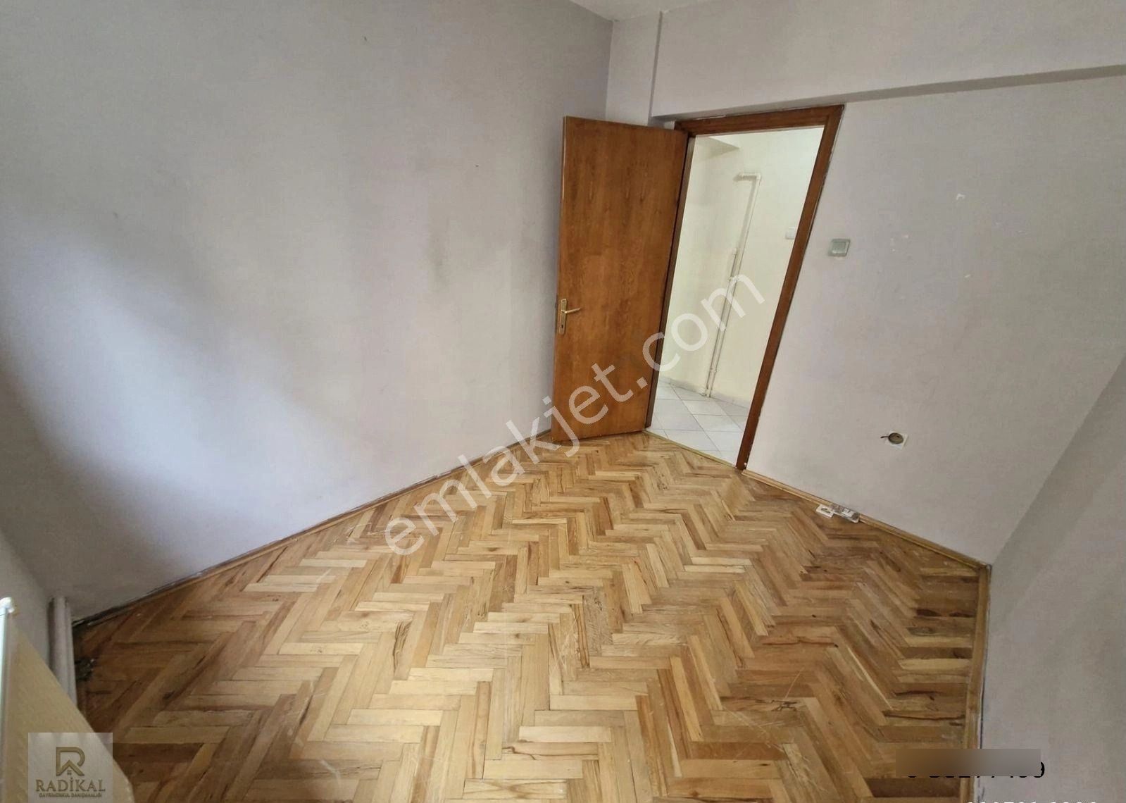 Birlik Mahallesi 406. Sokak Üzeri Ara Kat Kök Tapulu Özel Konumlu 3+1 Satılık Daire........... - Görsel 26