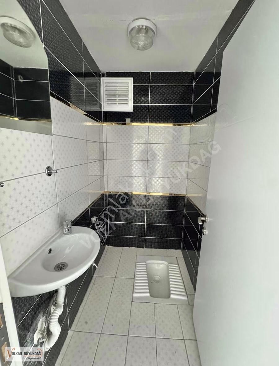 Vb Gayrimenkul Güneştepe'de Kiralık Arakat 3+1 Geniş,ferah Daire - Görsel 8