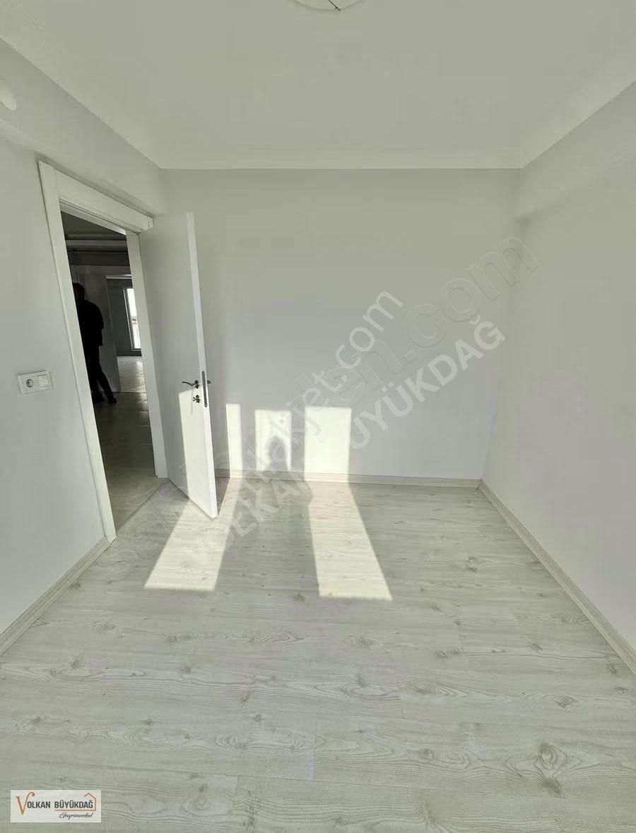 Vb Gayrimenkul Güneştepe'de Kiralık Arakat 3+1 Geniş,ferah Daire - Görsel 2